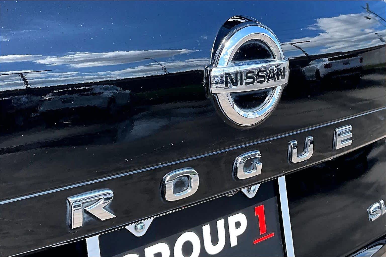 2021 Nissan Rogue photo 30 of 34