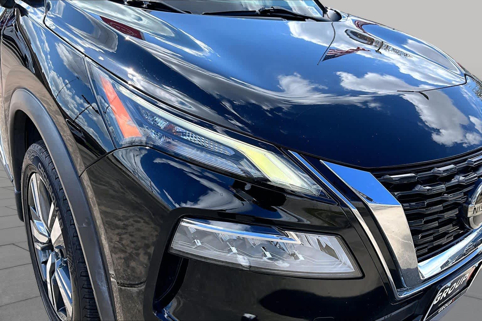 2021 Nissan Rogue photo 27 of 34