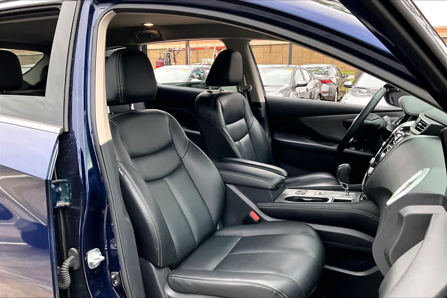 2024 Nissan Murano SV Deep Ocean Blue Pearl at Sterling McCall Nissan