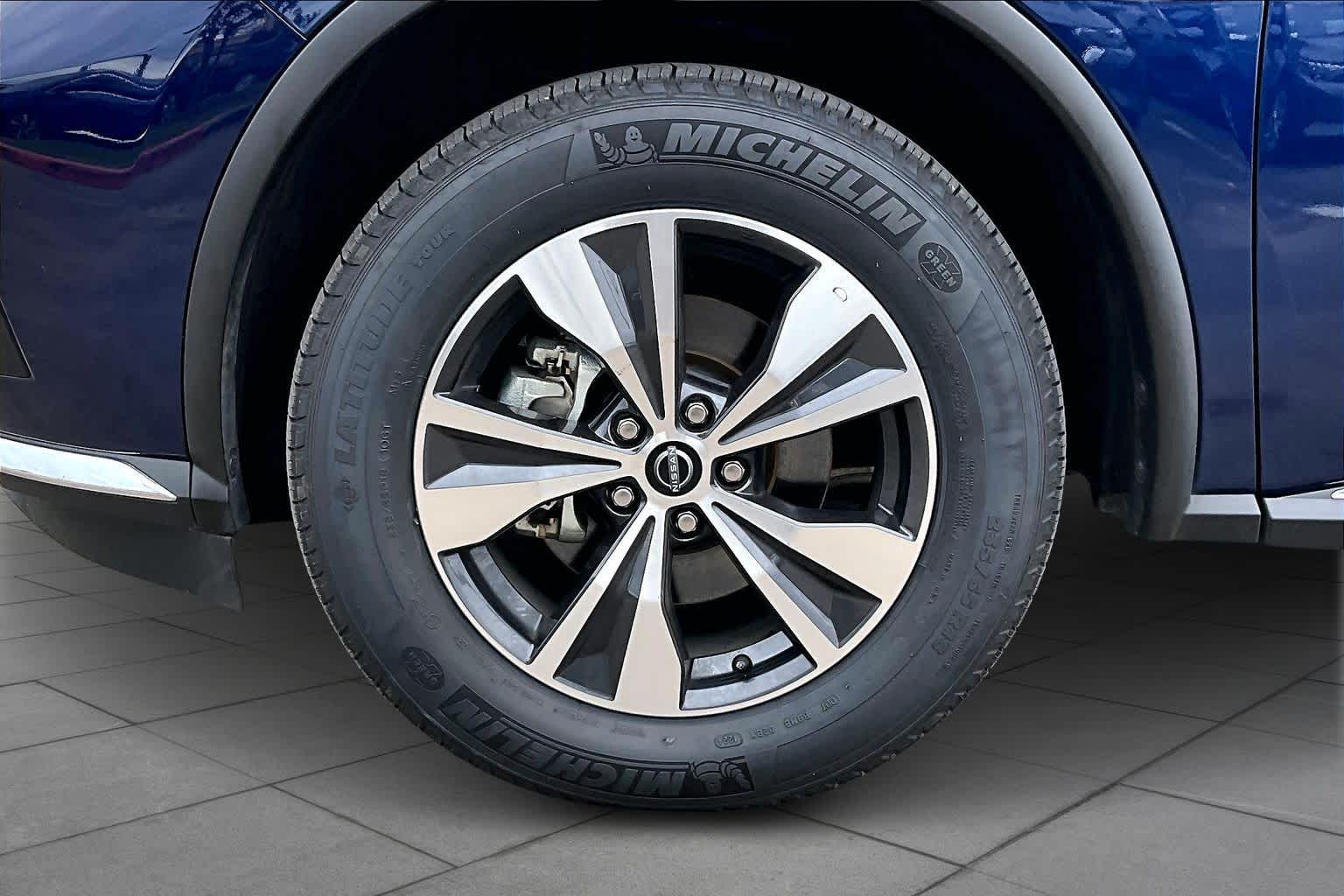 2024 Nissan Murano SV Deep Ocean Blue Pearl at Sterling McCall Nissan