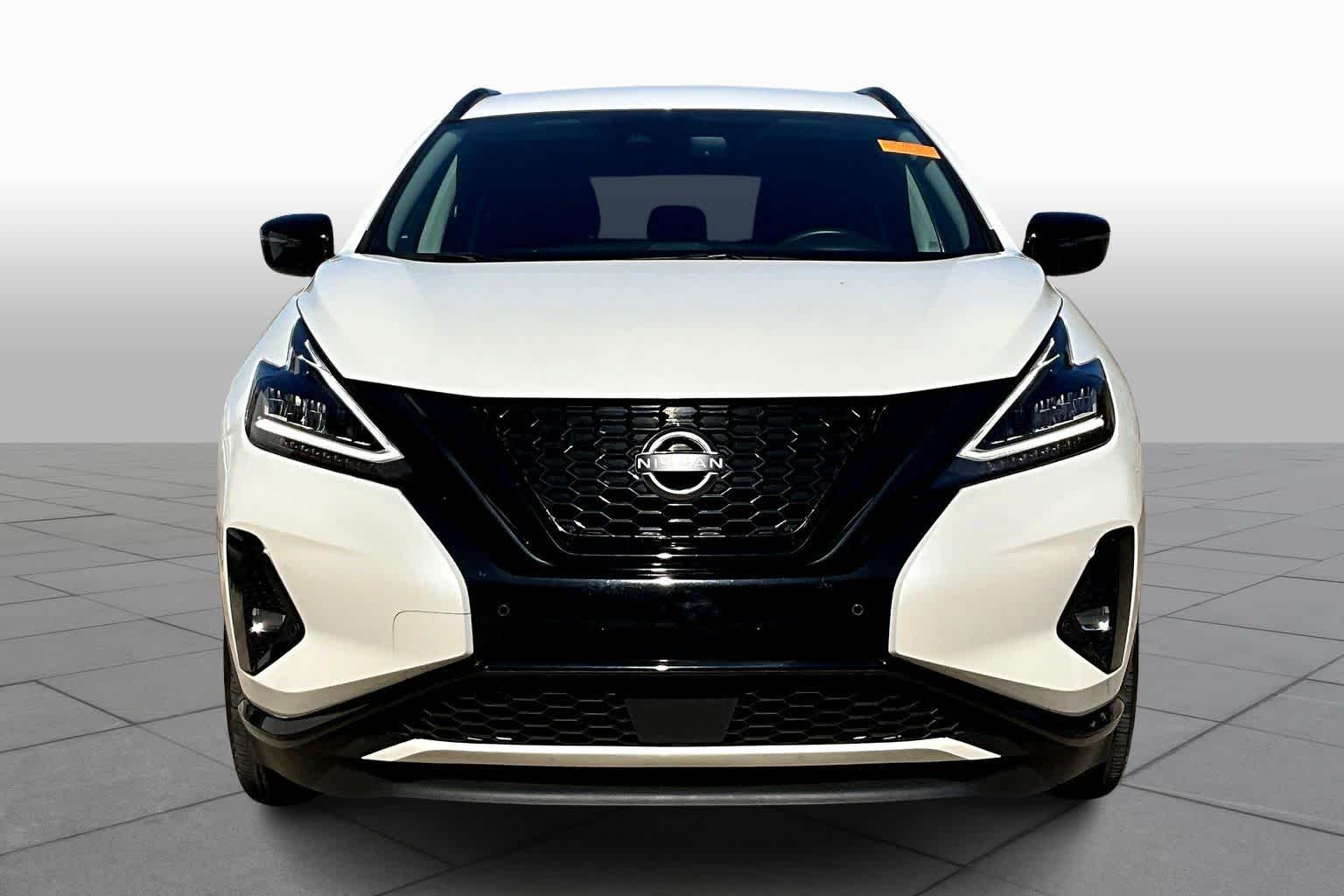 2024 Nissan Murano SV Pearl White Tricoat at Davis Chevrolet