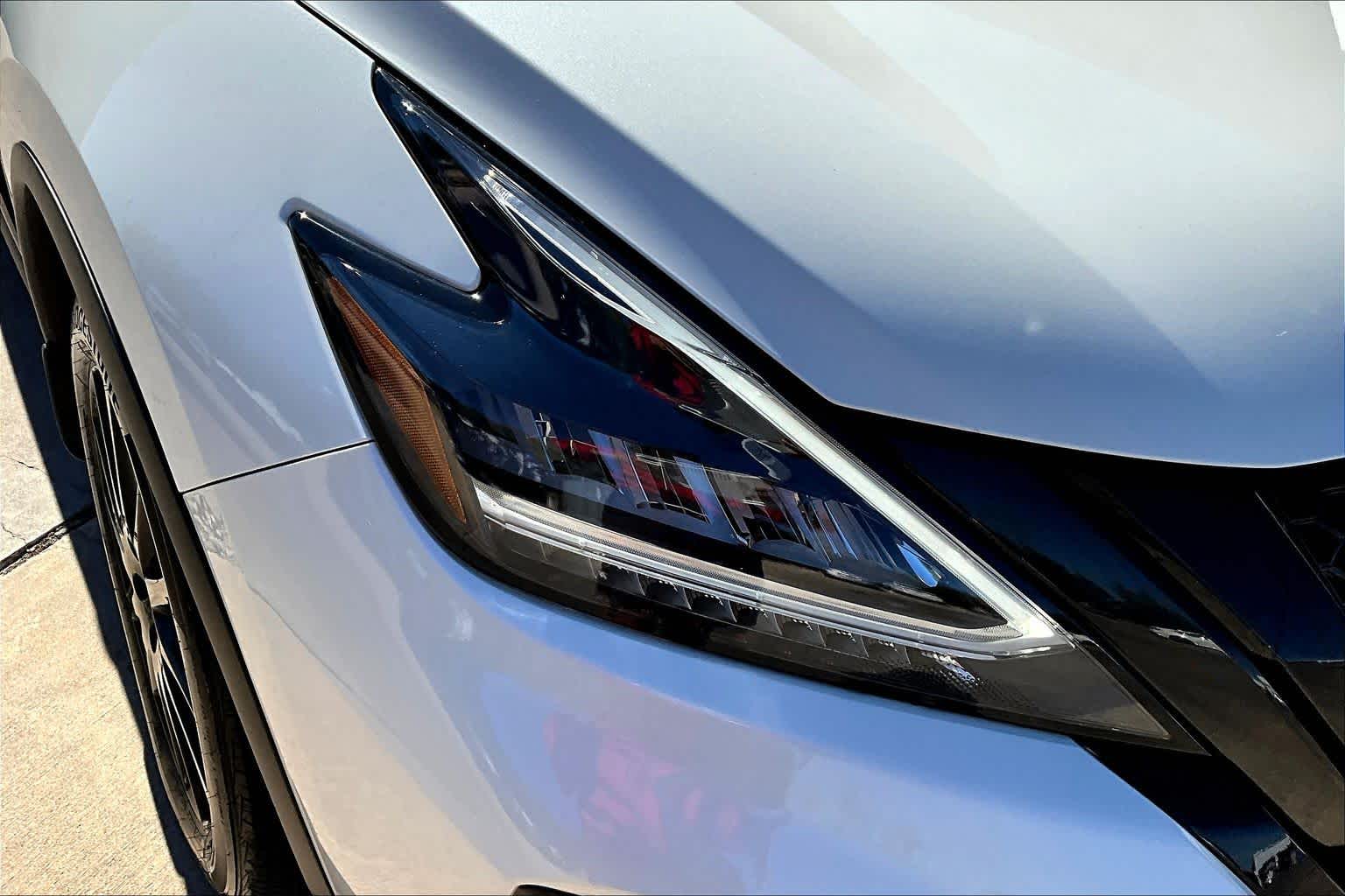 2024 Nissan Murano SV Pearl White Tricoat at Davis Chevrolet