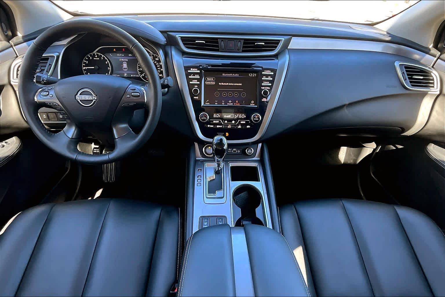 2024 Nissan Murano SV Pearl White Tricoat at Davis Chevrolet