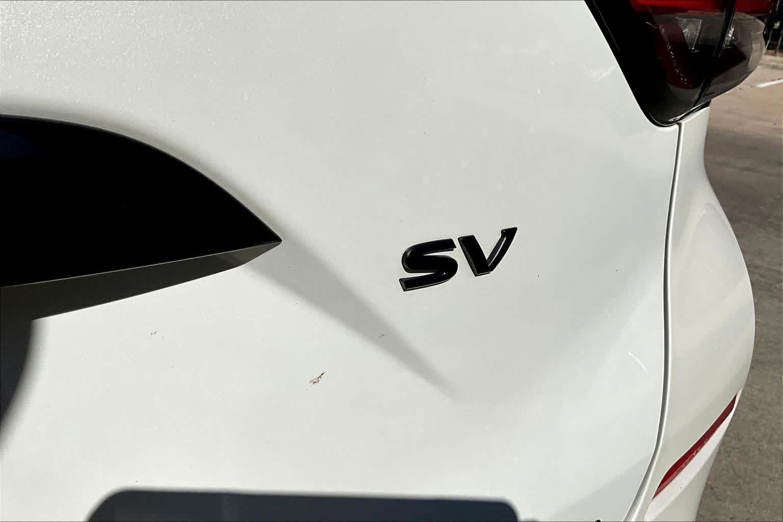 2024 Nissan Murano SV Pearl White Tricoat at Davis Chevrolet