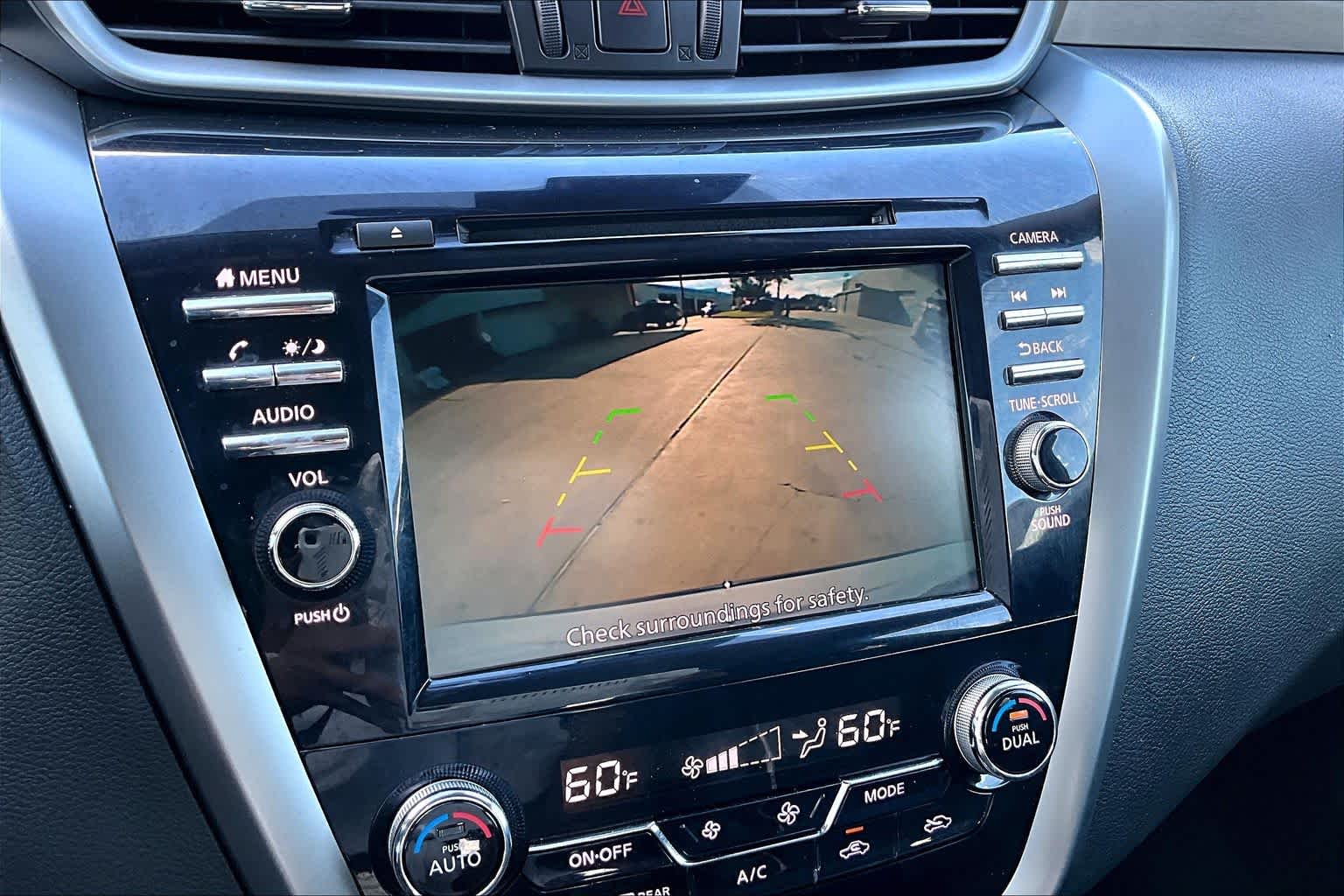 2024 Nissan Murano photo 25 of 32