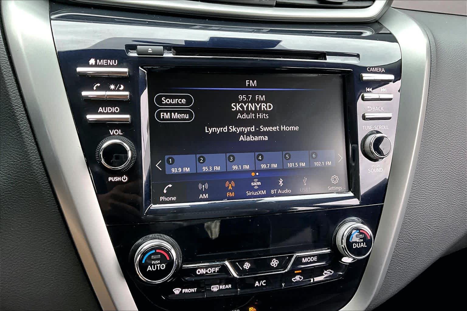 2024 Nissan Murano SV Super Black at Sterling McCall Nissan