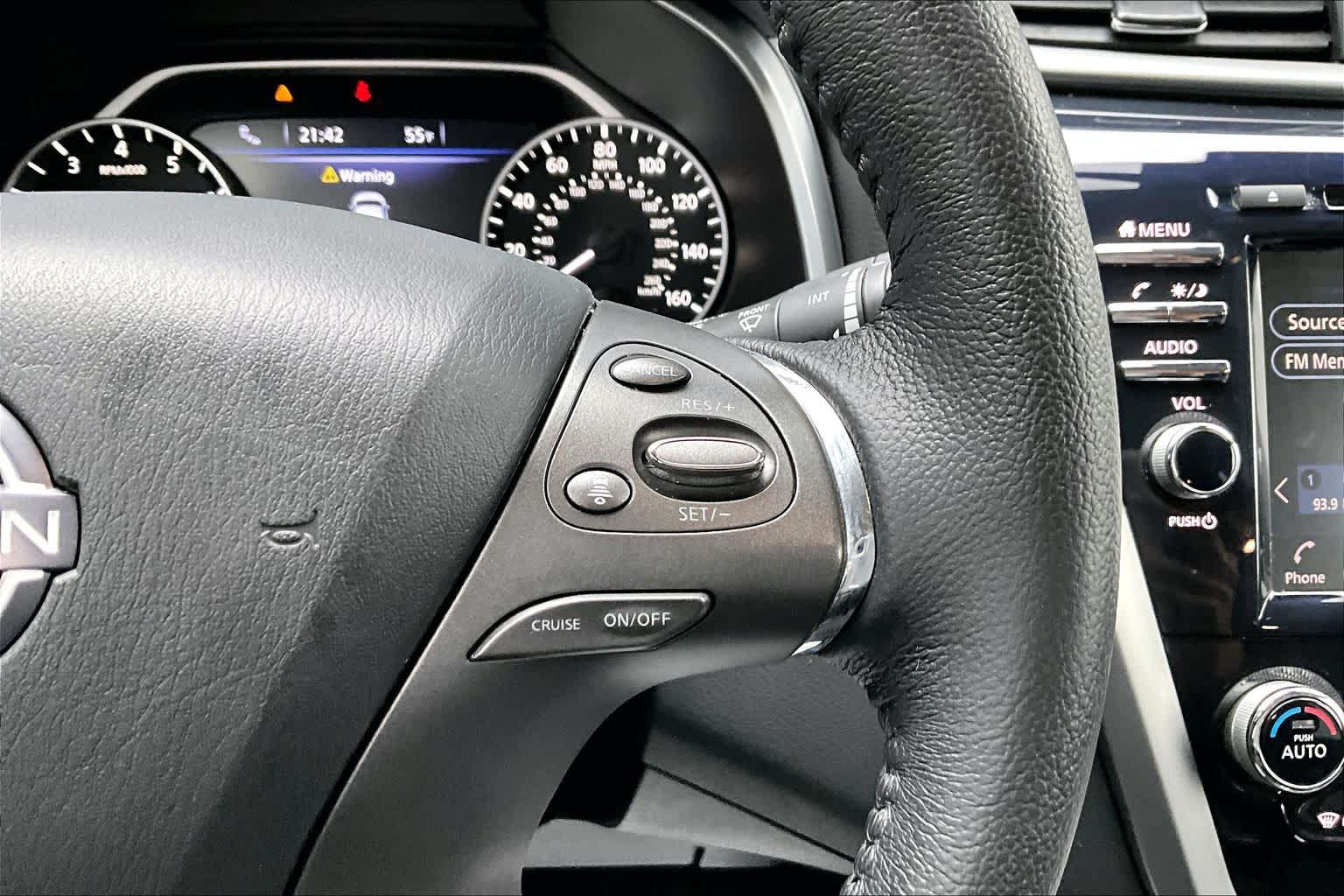 2024 Nissan Murano SV Super Black at Sterling McCall Nissan