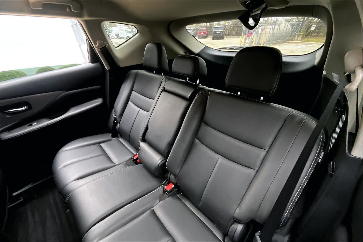 2024 Nissan Murano SV Super Black at Sterling McCall Nissan