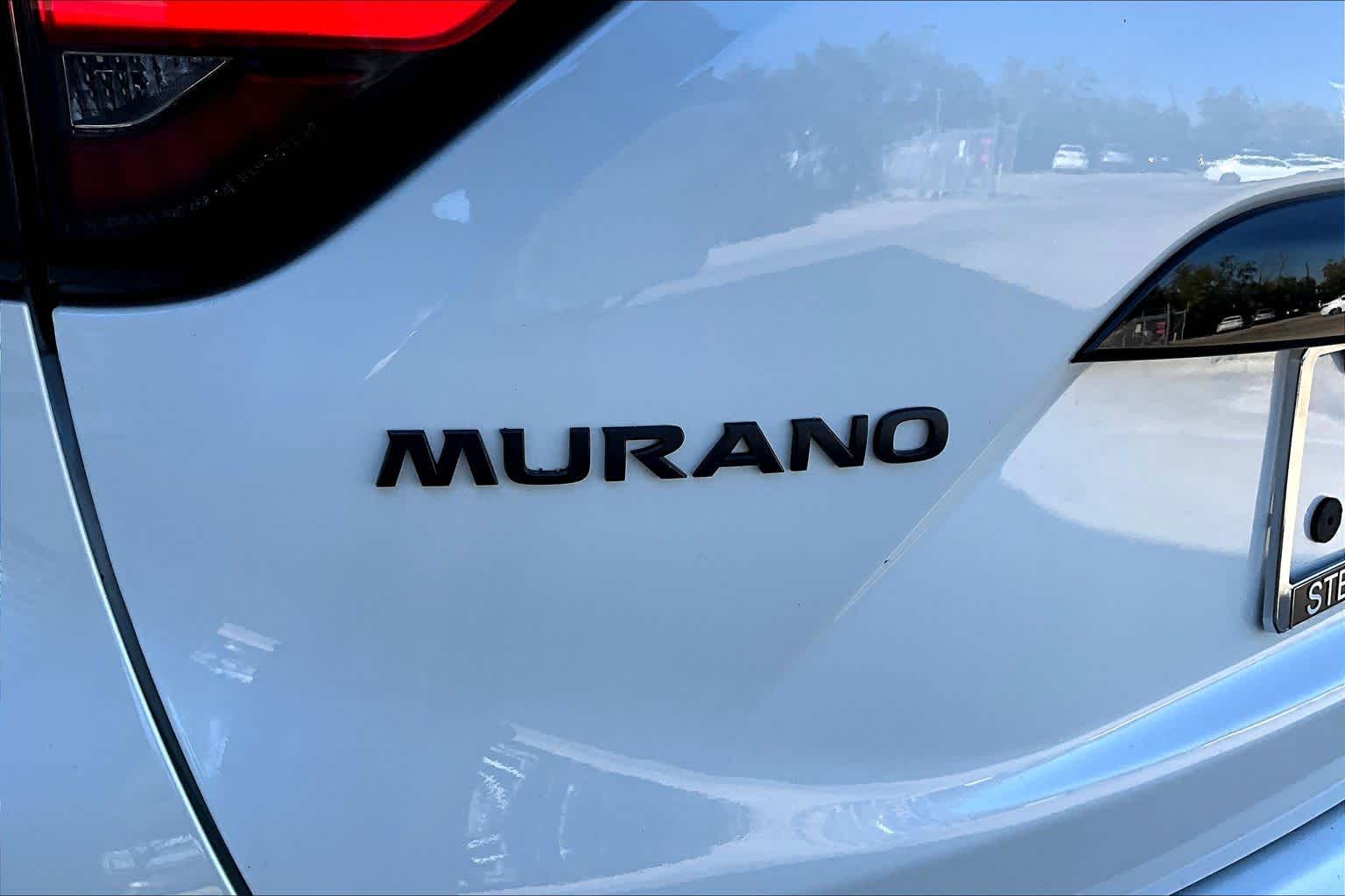 2024 Nissan Murano SV Pearl White Tricoat at Davis Chevrolet