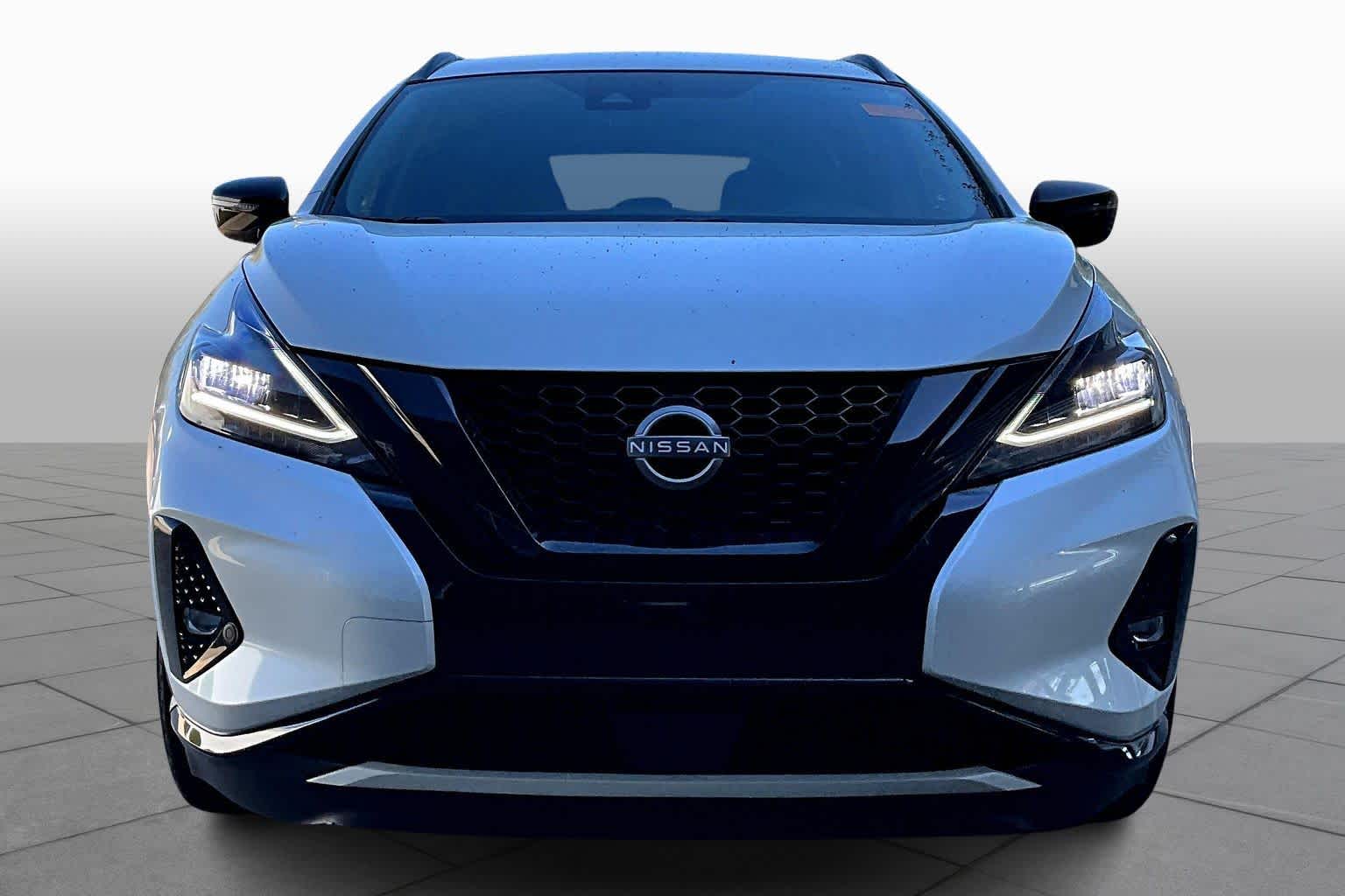 2024 Nissan Murano SV Pearl White Tricoat at Davis Chevrolet