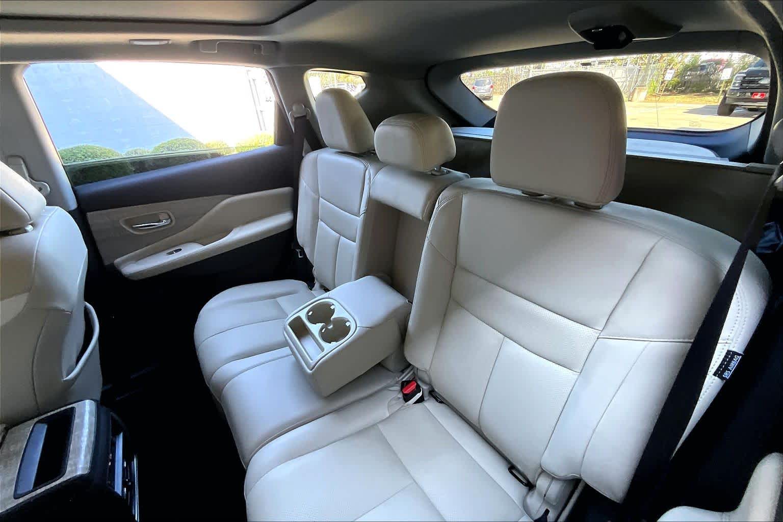 2020 Nissan Murano SL Pearl White Tricoat at Sterling McCall Nissan