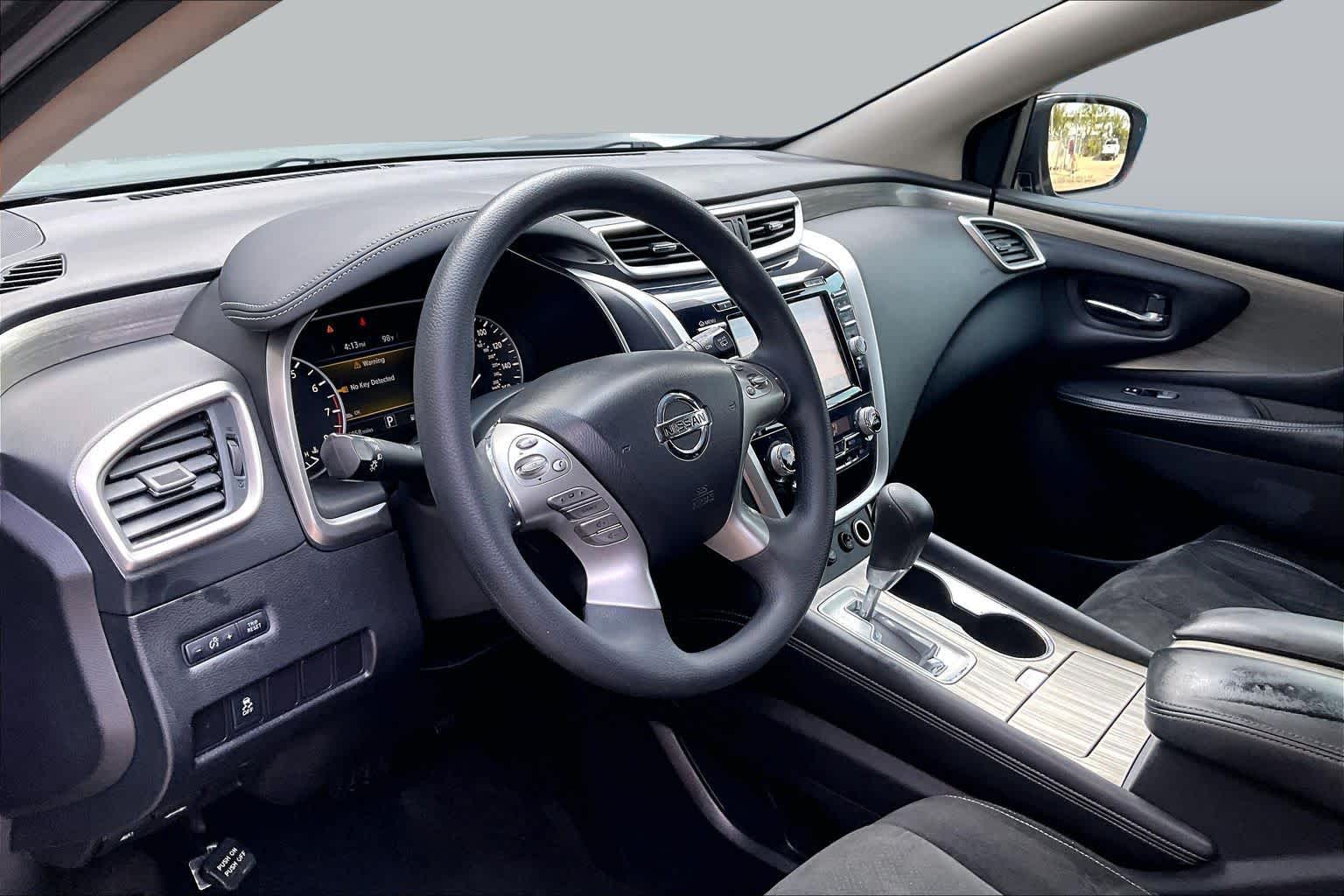 2016 Nissan Murano S Gun Metallic at HGreg Houston