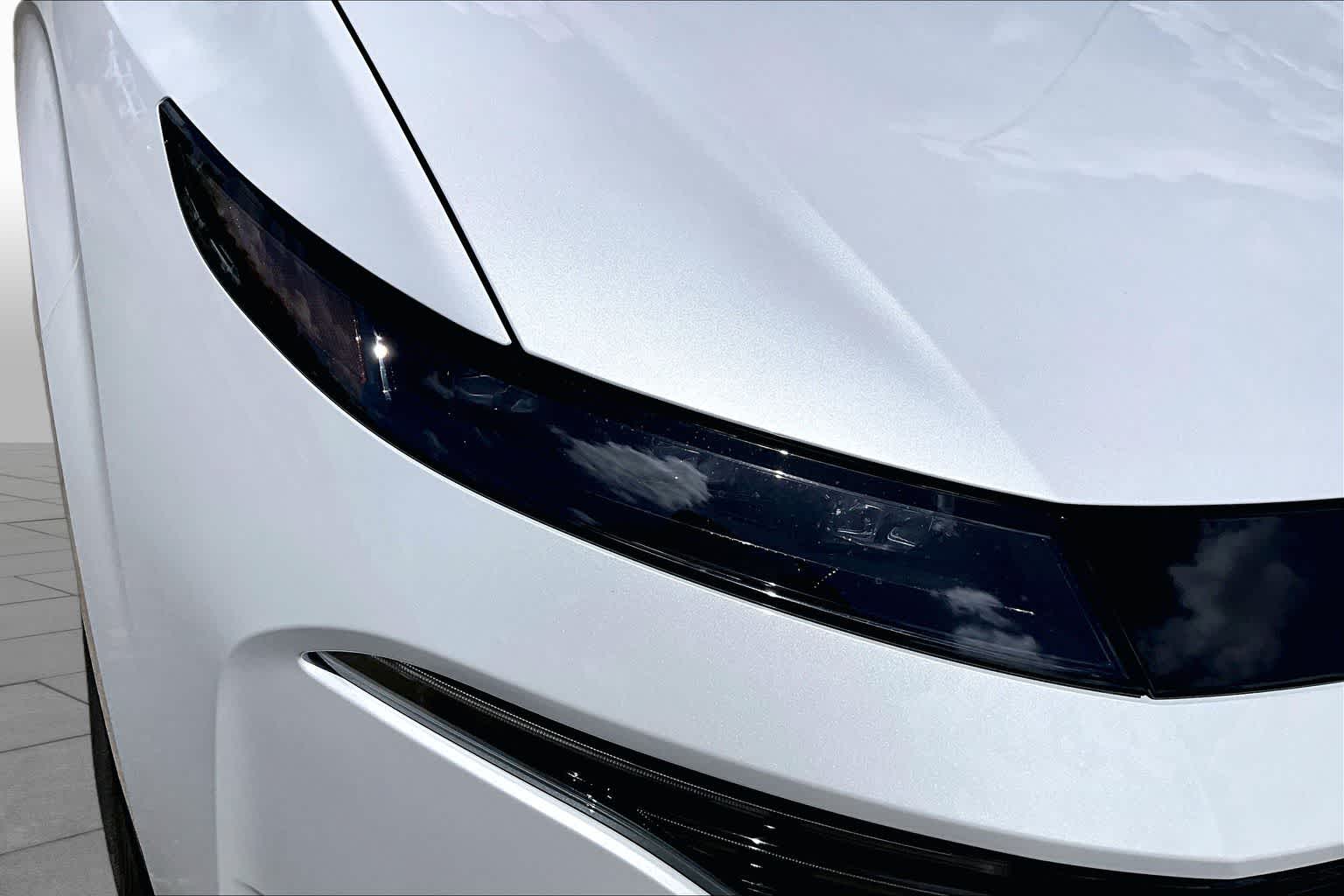 2026 Nissan Murano SV Everest White Pearl Tricoat at Sterling McCall Nissan