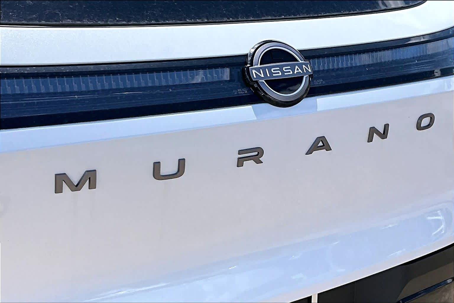 2026 Nissan Murano SV Everest White Pearl Tricoat at Sterling McCall Nissan