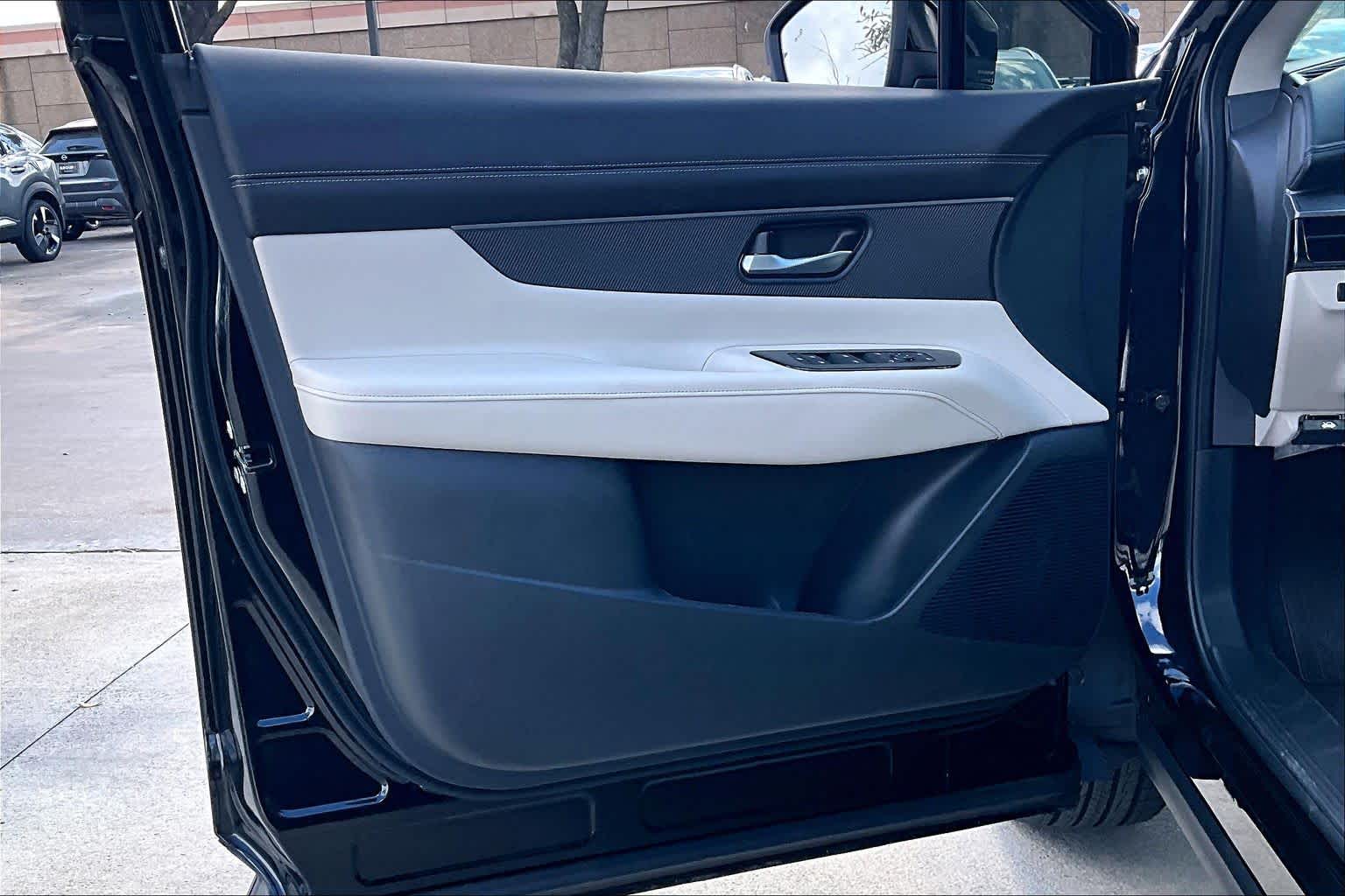 2026 Nissan Murano SV Super Black at Sterling McCall Nissan