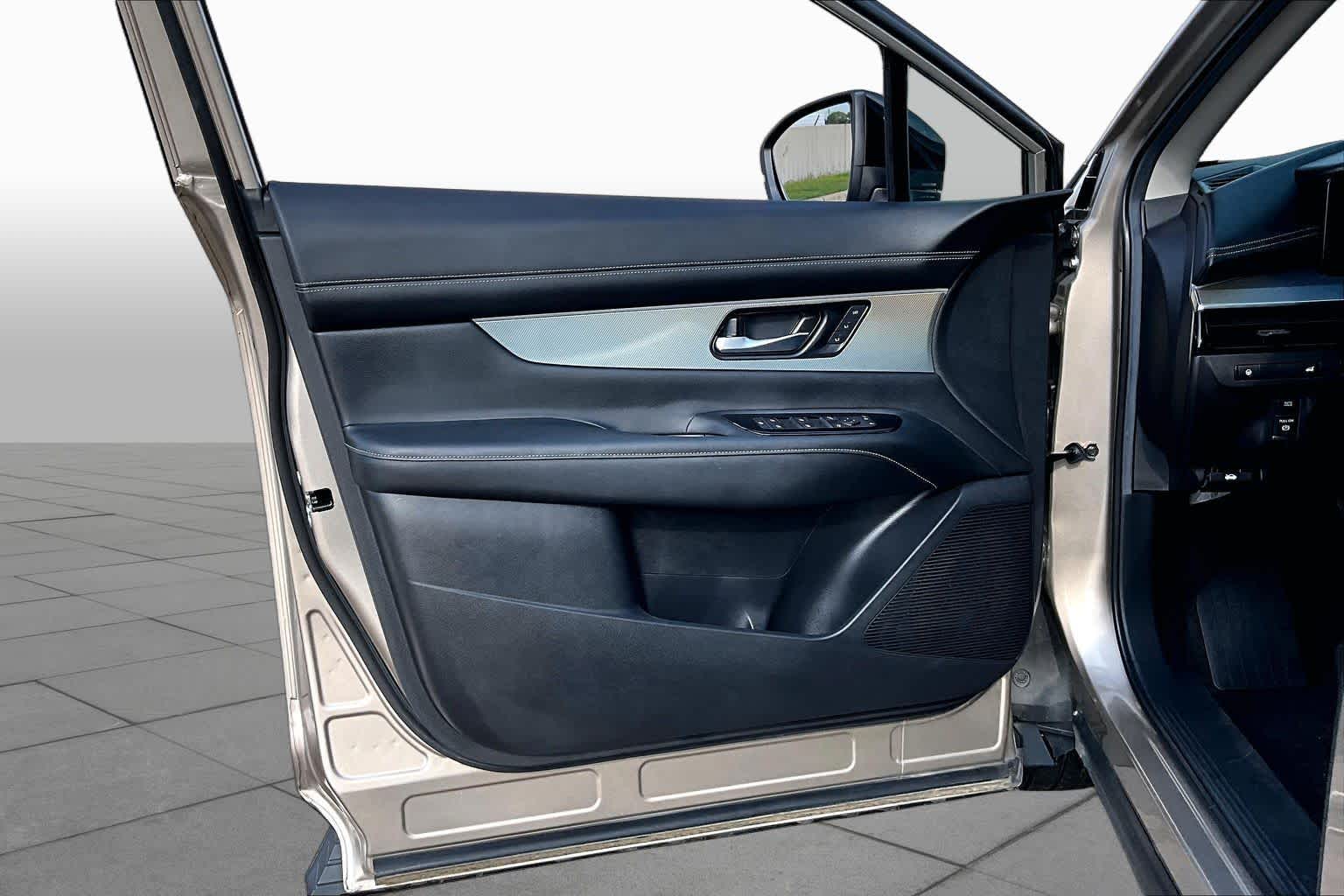 2026 Nissan Murano photo 22 of 37