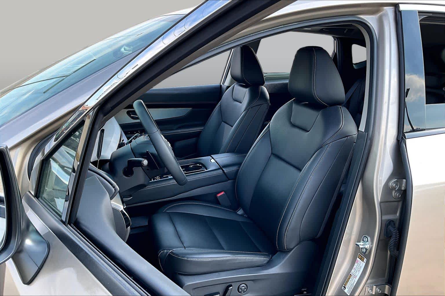 2026 Nissan Murano photo 8 of 37
