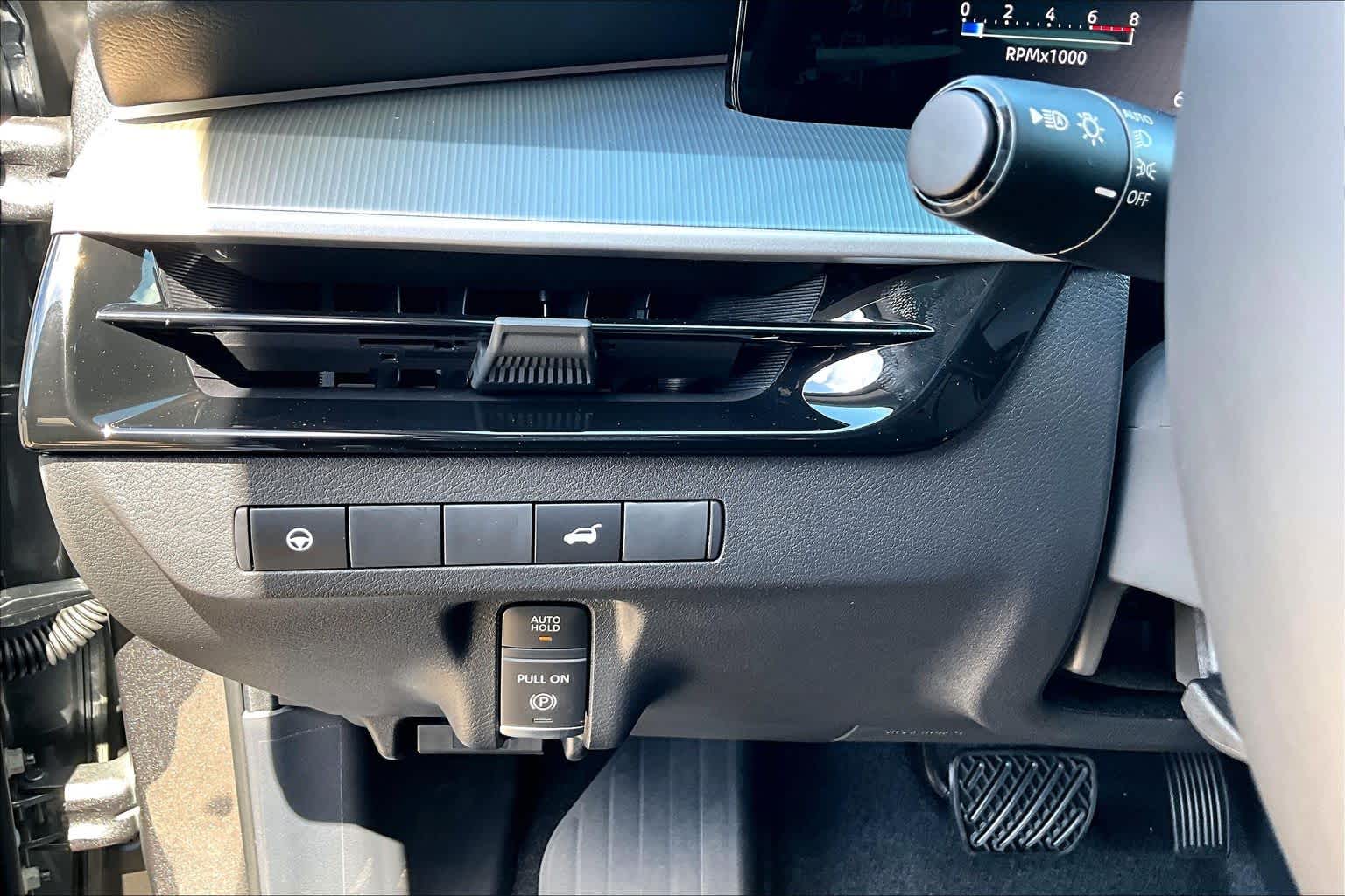 2026 Nissan Murano SL Gun Metallic at Sterling McCall Nissan