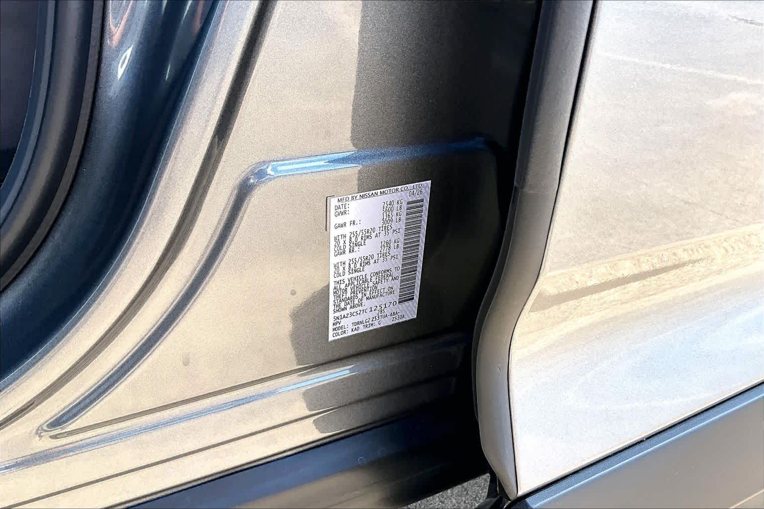 2026 Nissan Murano SL Gun Metallic at Sterling McCall Nissan