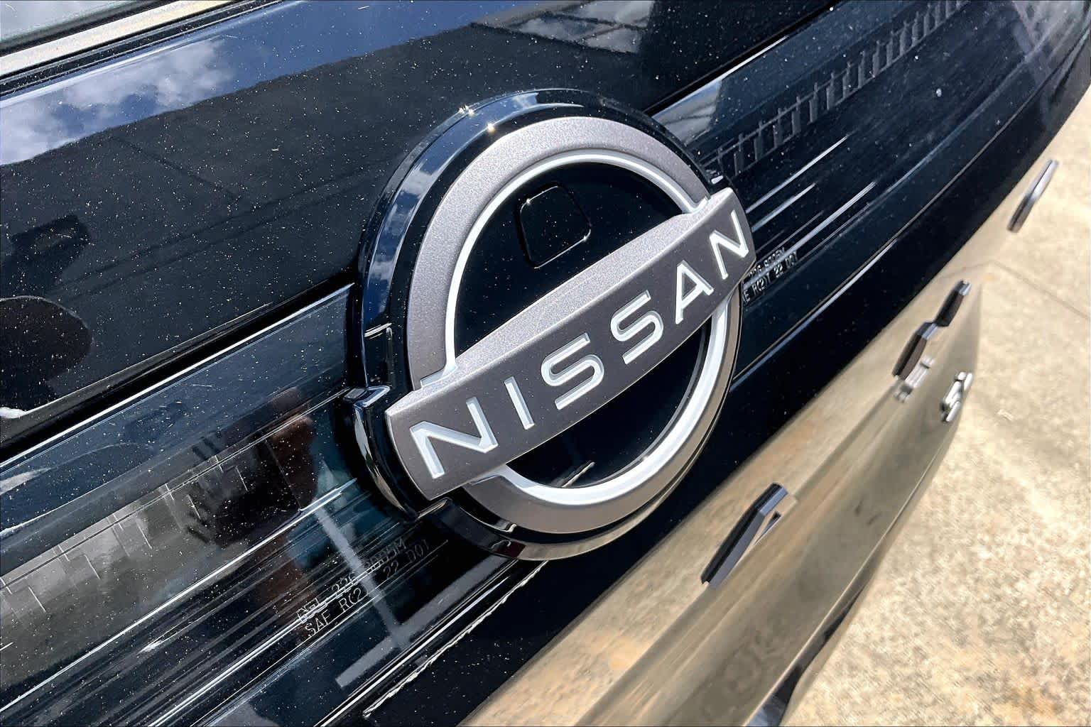 2025 Nissan Murano SL Super Black at Texan GMC Buick