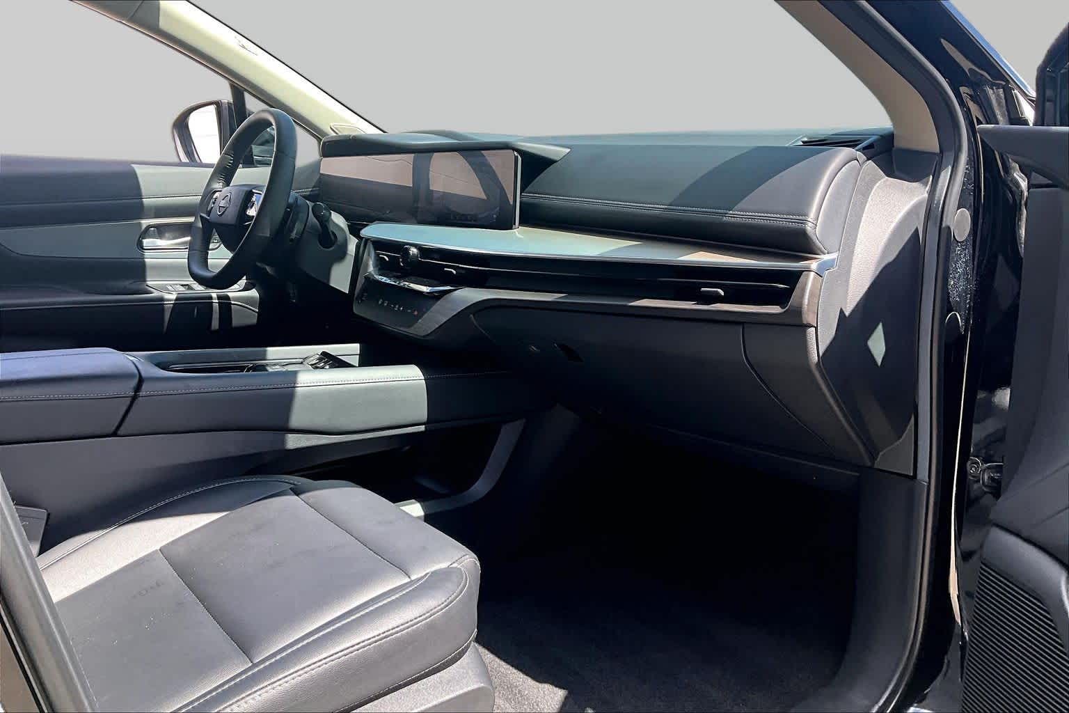 2025 Nissan Murano SL Super Black at Texan GMC Buick
