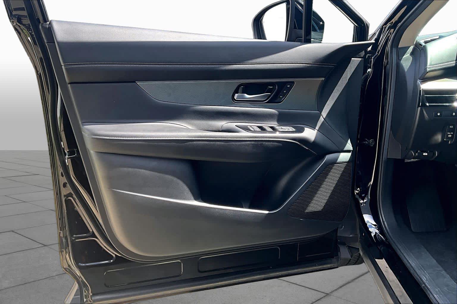 2025 Nissan Murano SL Super Black at Texan GMC Buick