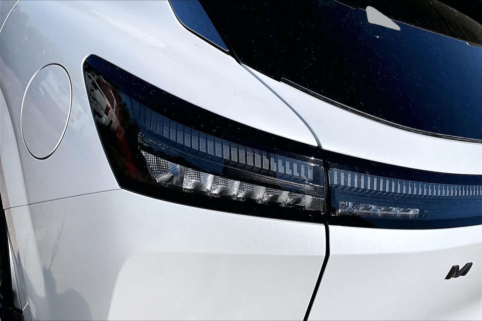 2026 Nissan Murano SL Everest White Pearl Tricoat at Sterling McCall Nissan