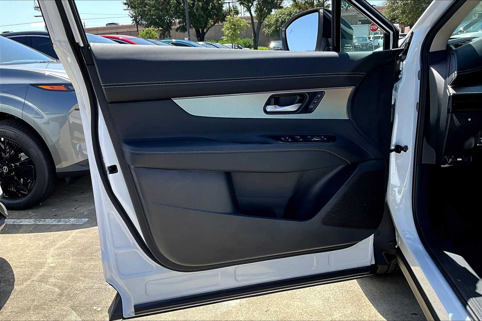 2025 Nissan Murano SL Everest White Pearl Tricoat at Sterling McCall Nissan