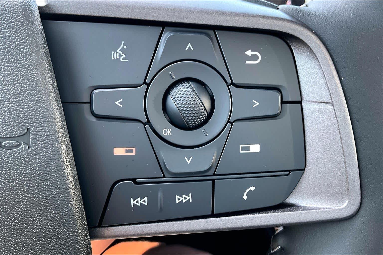 2027 Nissan Murano Dark Armor Everest White Pearl Tricoat at Sterling McCall Nissan