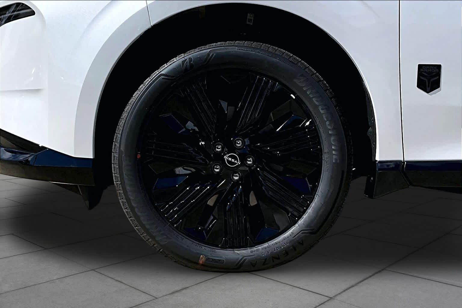 2027 Nissan Murano Dark Armor Everest White Pearl Tricoat at Sterling McCall Nissan