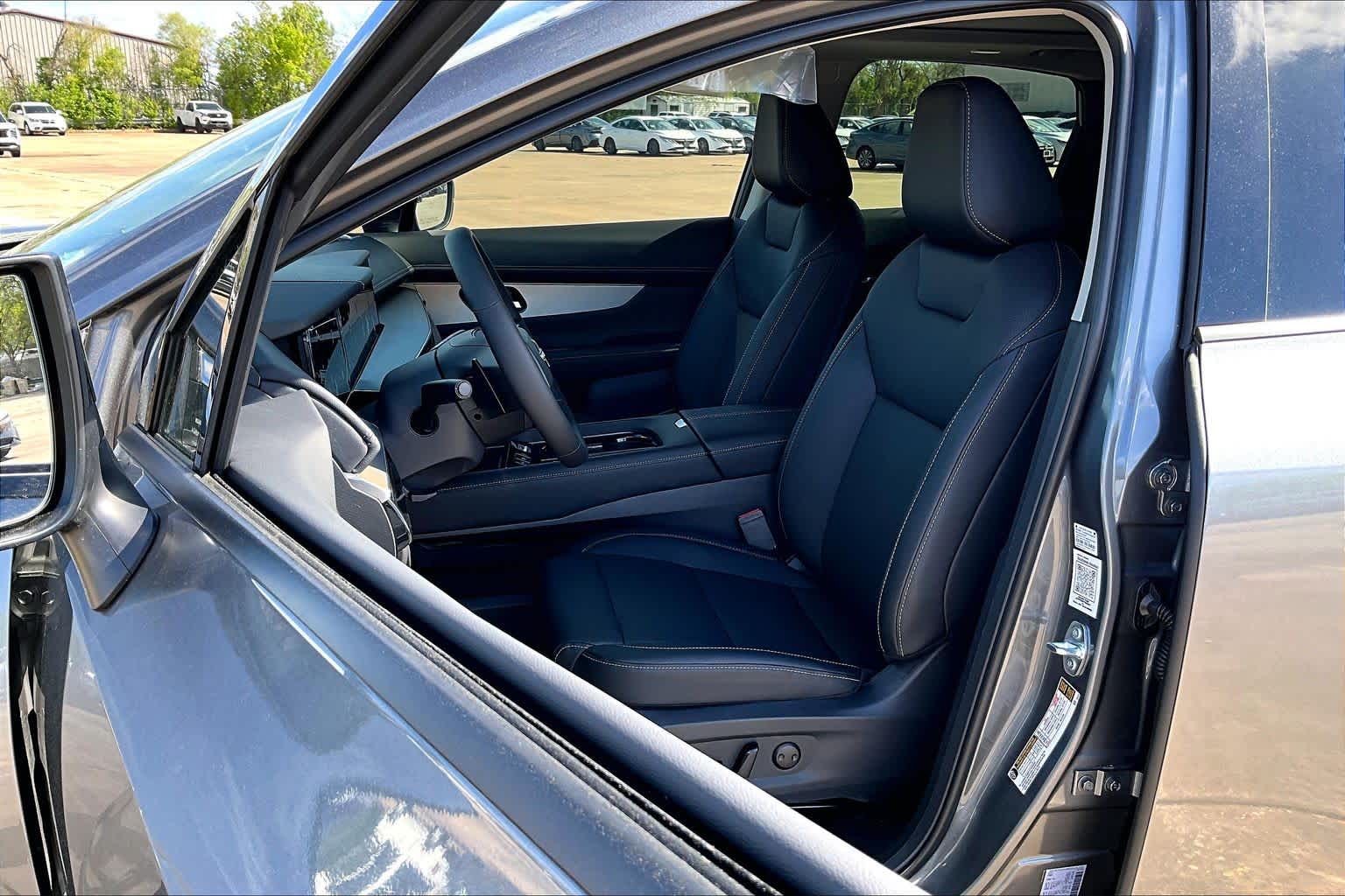 2026 Nissan Murano SL Gun Metallic at Sterling McCall Nissan