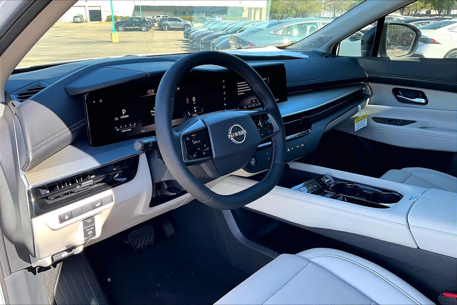 2026 Nissan Murano SL Everest White Pearl Tricoat at Sterling McCall Nissan