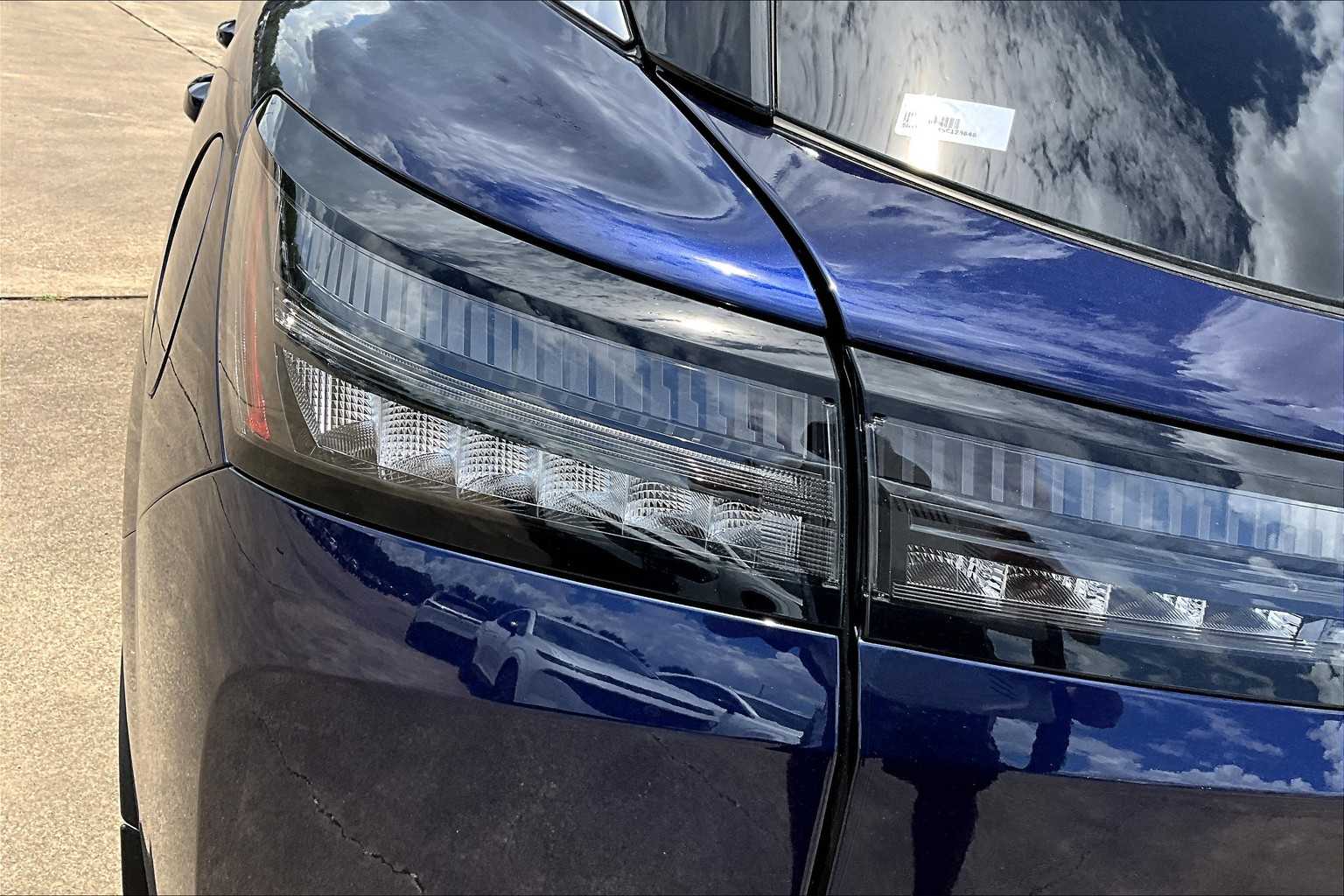 2025 Nissan Murano SL Deep Ocean Blue Pearl/Super Black at Sterling McCall Nissan