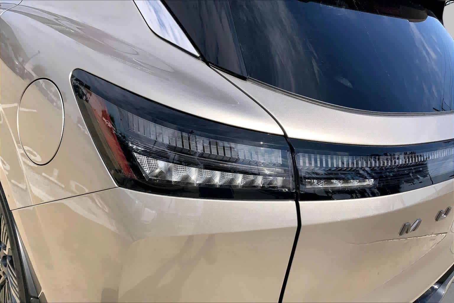 2027 Nissan Murano photo 12 of 22