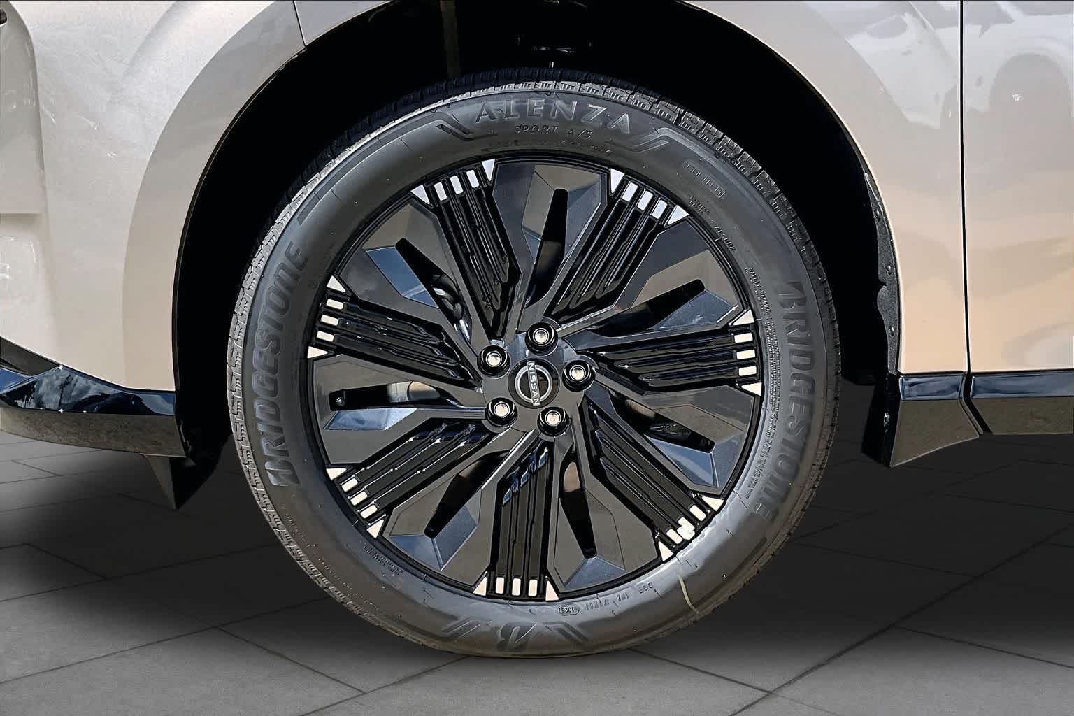 2027 Nissan Murano Platinum Champagne Silver Metallic at Sterling McCall Nissan