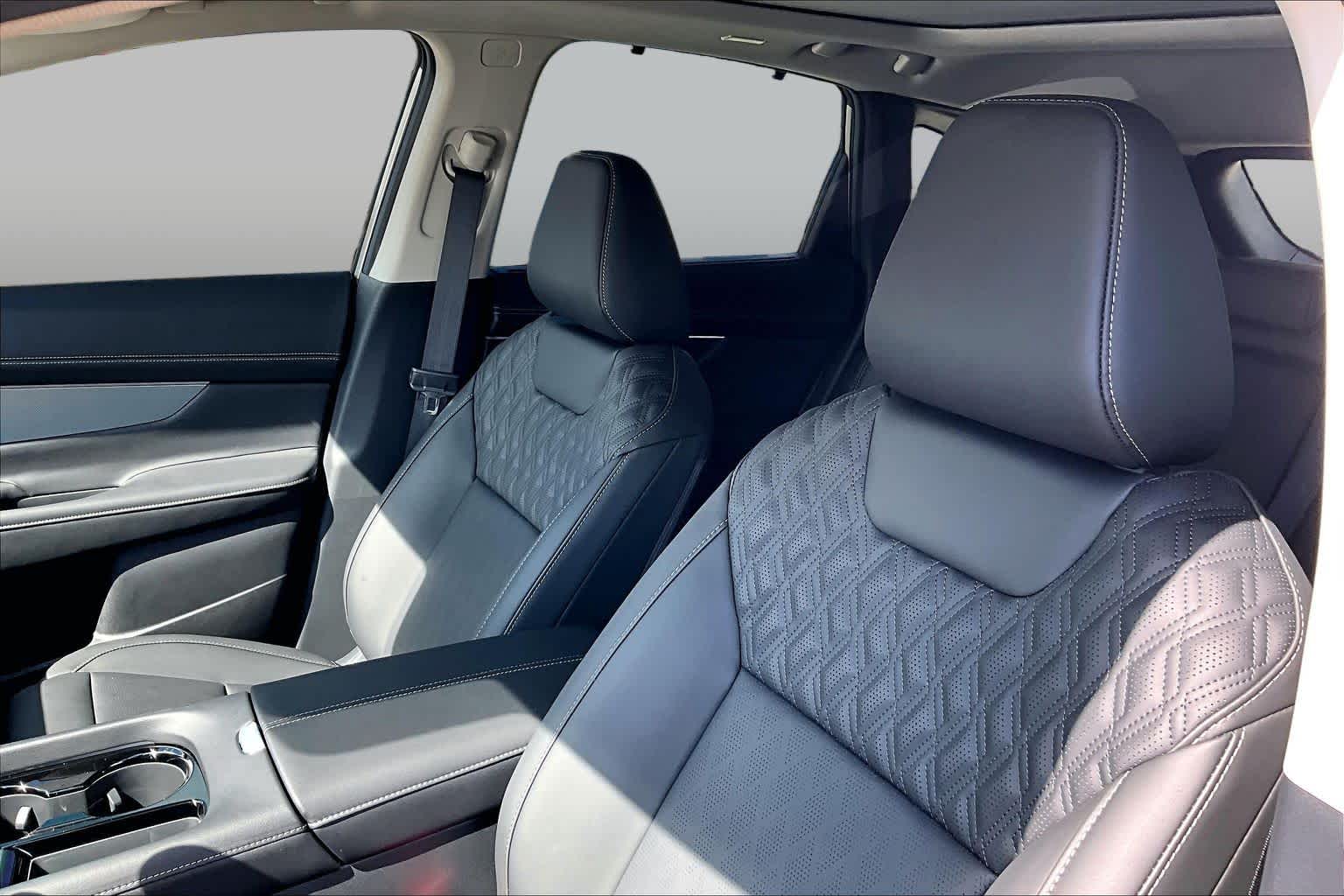 2027 Nissan Murano Platinum Champagne Silver Metallic at Sterling McCall Nissan