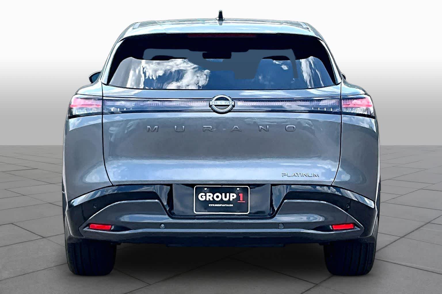 2027 Nissan Murano photo 4 of 18