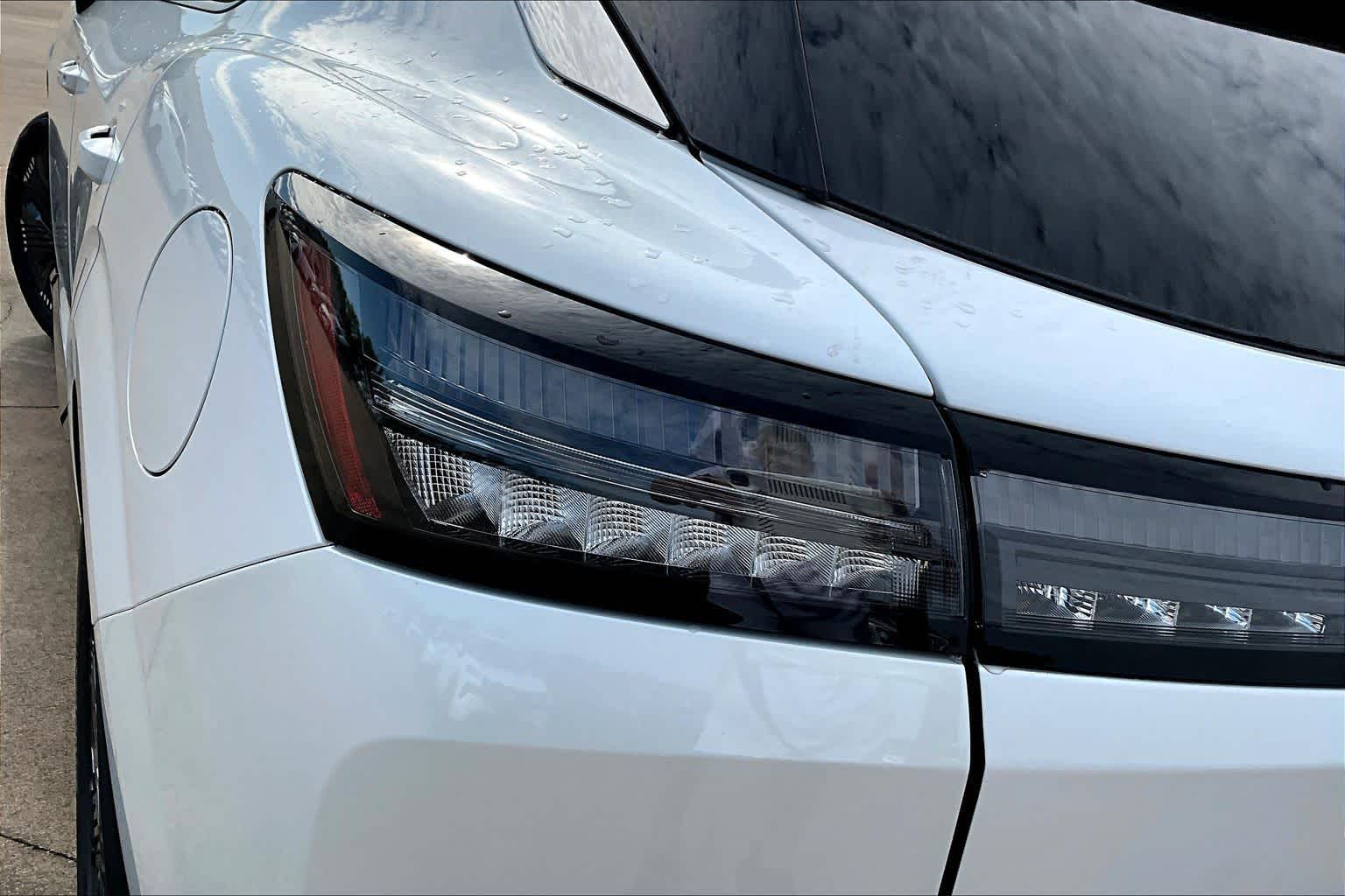 2026 Nissan Murano Platinum Everest White Pearl Tricoat at Sterling McCall Nissan