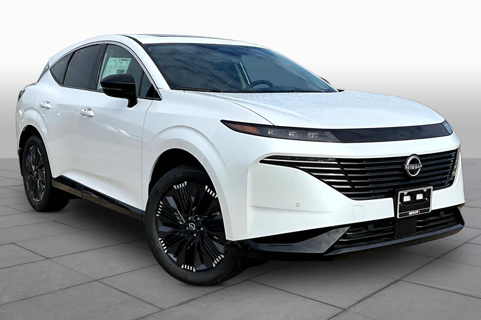 2026 Nissan Murano Platinum Everest White Pearl Tricoat at Sterling McCall Nissan
