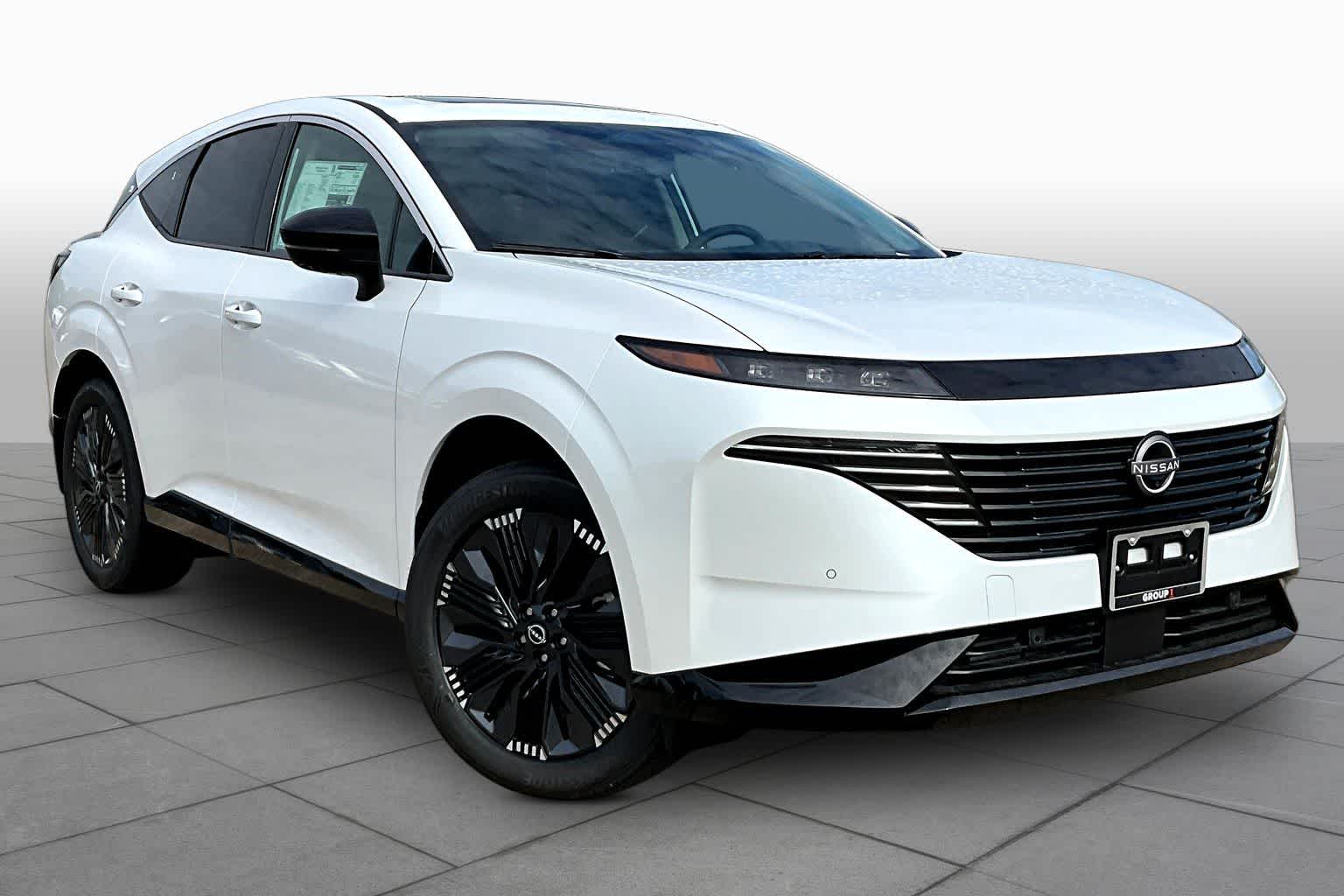 2026 Nissan Murano Platinum Everest White Pearl Tricoat at Sterling McCall Nissan