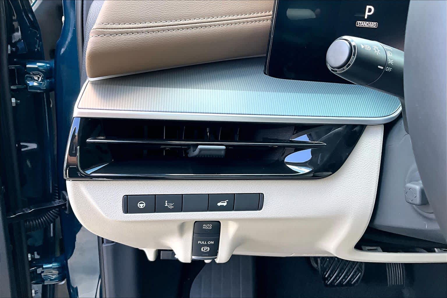 2026 Nissan Murano Platinum Aurora Blue Pearl Metallic at Sterling McCall Nissan