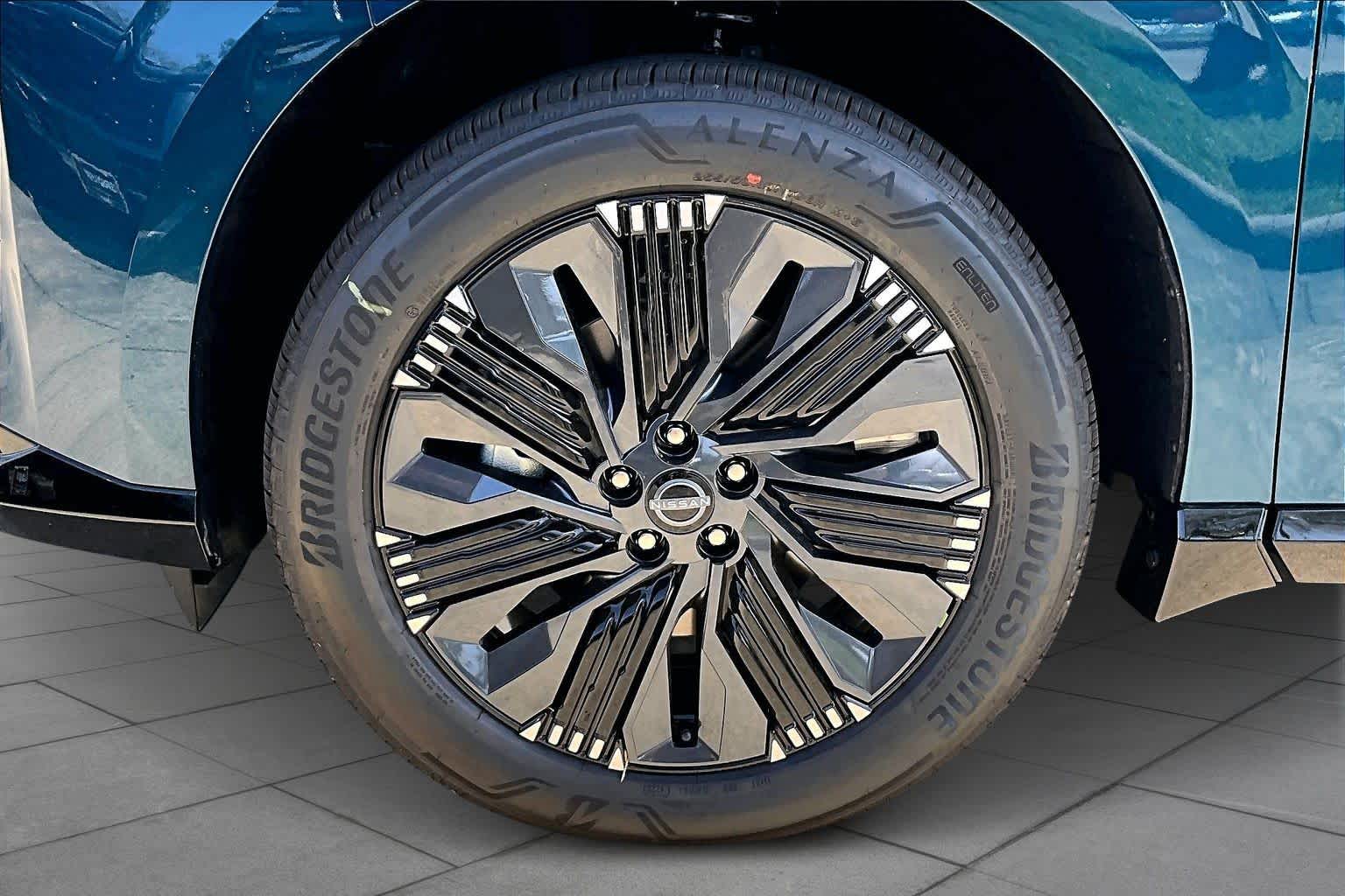 2026 Nissan Murano Platinum Aurora Blue Pearl Metallic/Super Black at Sterling McCall Nissan