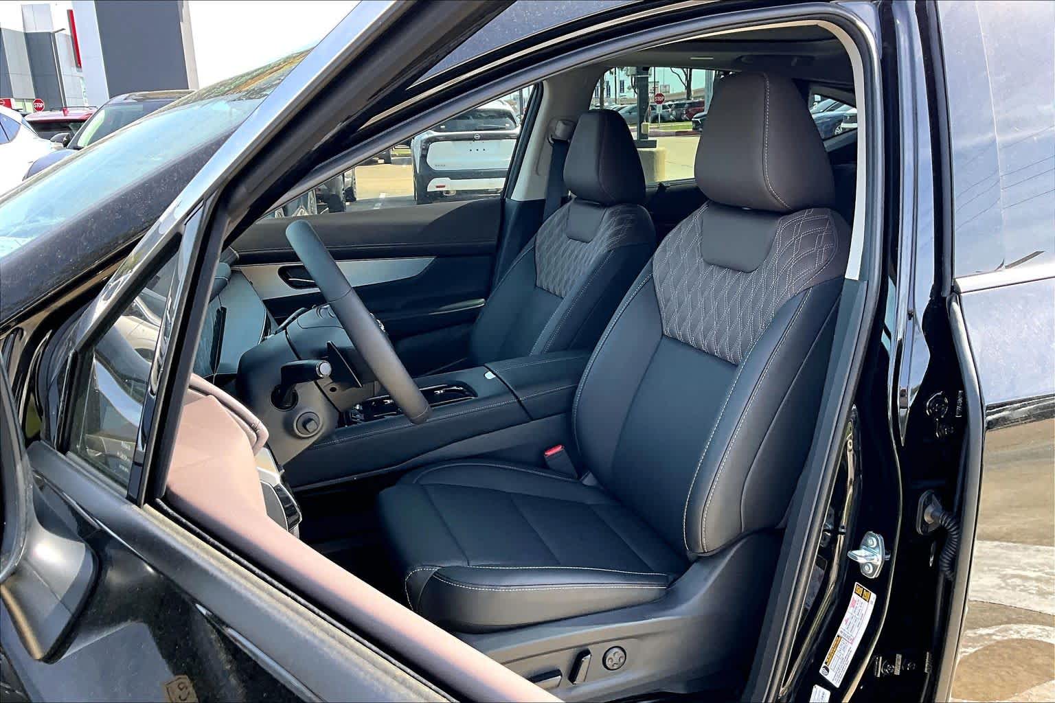2026 Nissan Murano Platinum Super Black at Sterling McCall Nissan