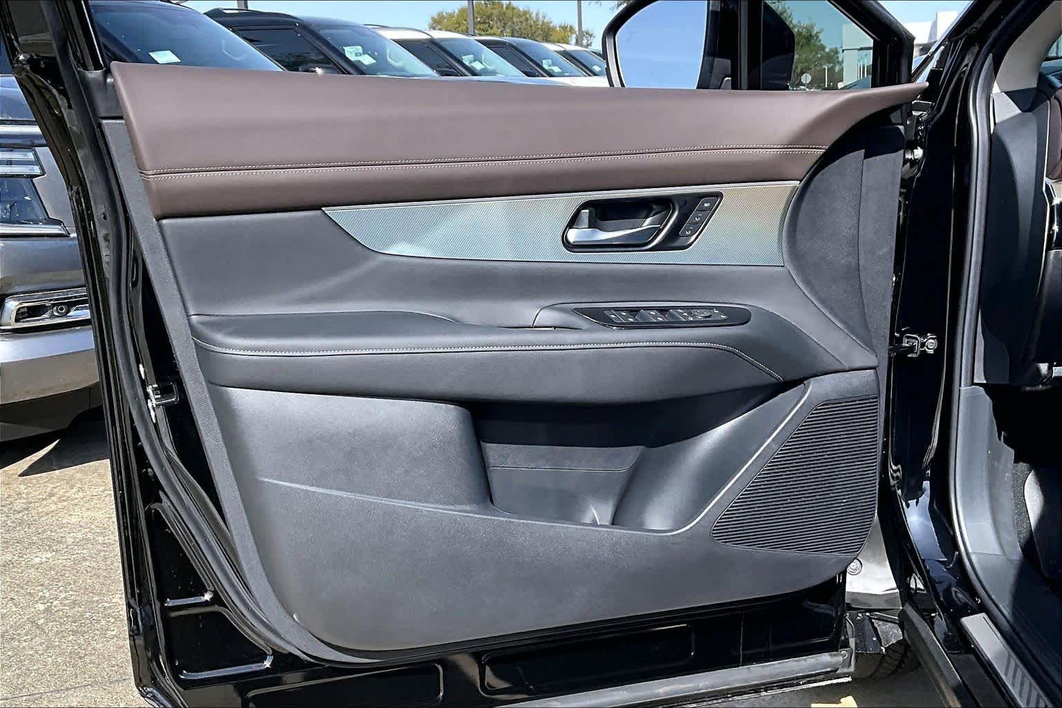 2026 Nissan Murano Platinum Super Black at Sterling McCall Nissan