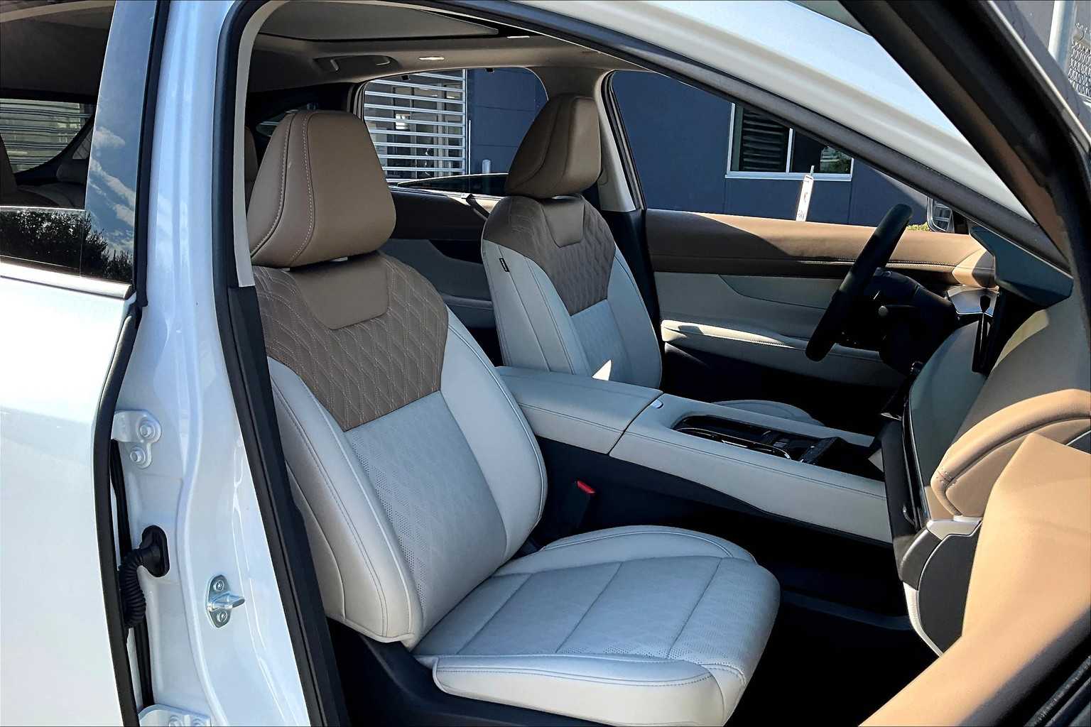 2025 Nissan Murano Platinum - 7