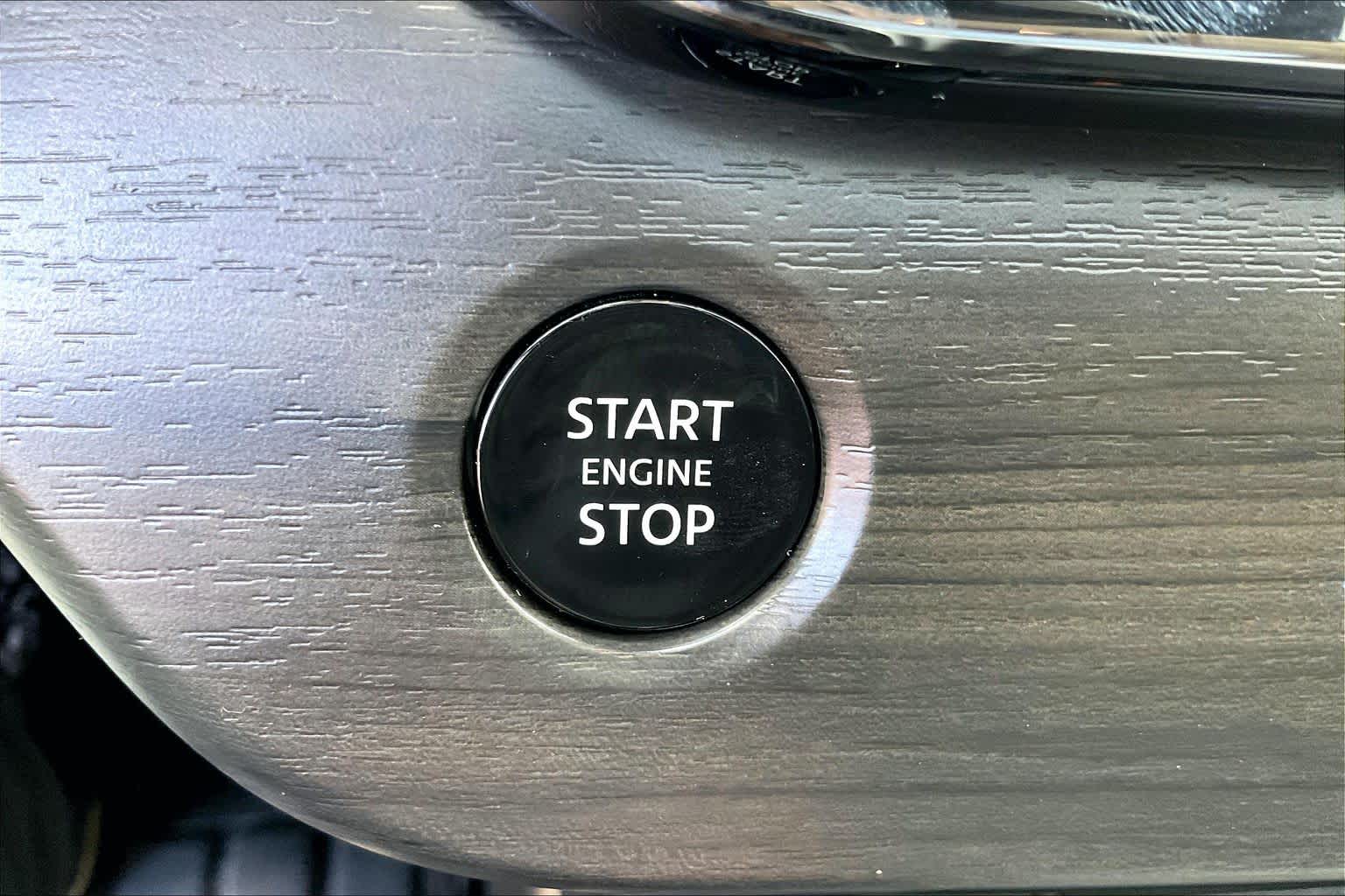 2025 Nissan Murano Platinum Brilliant Silver Metallic at Texan GMC Buick