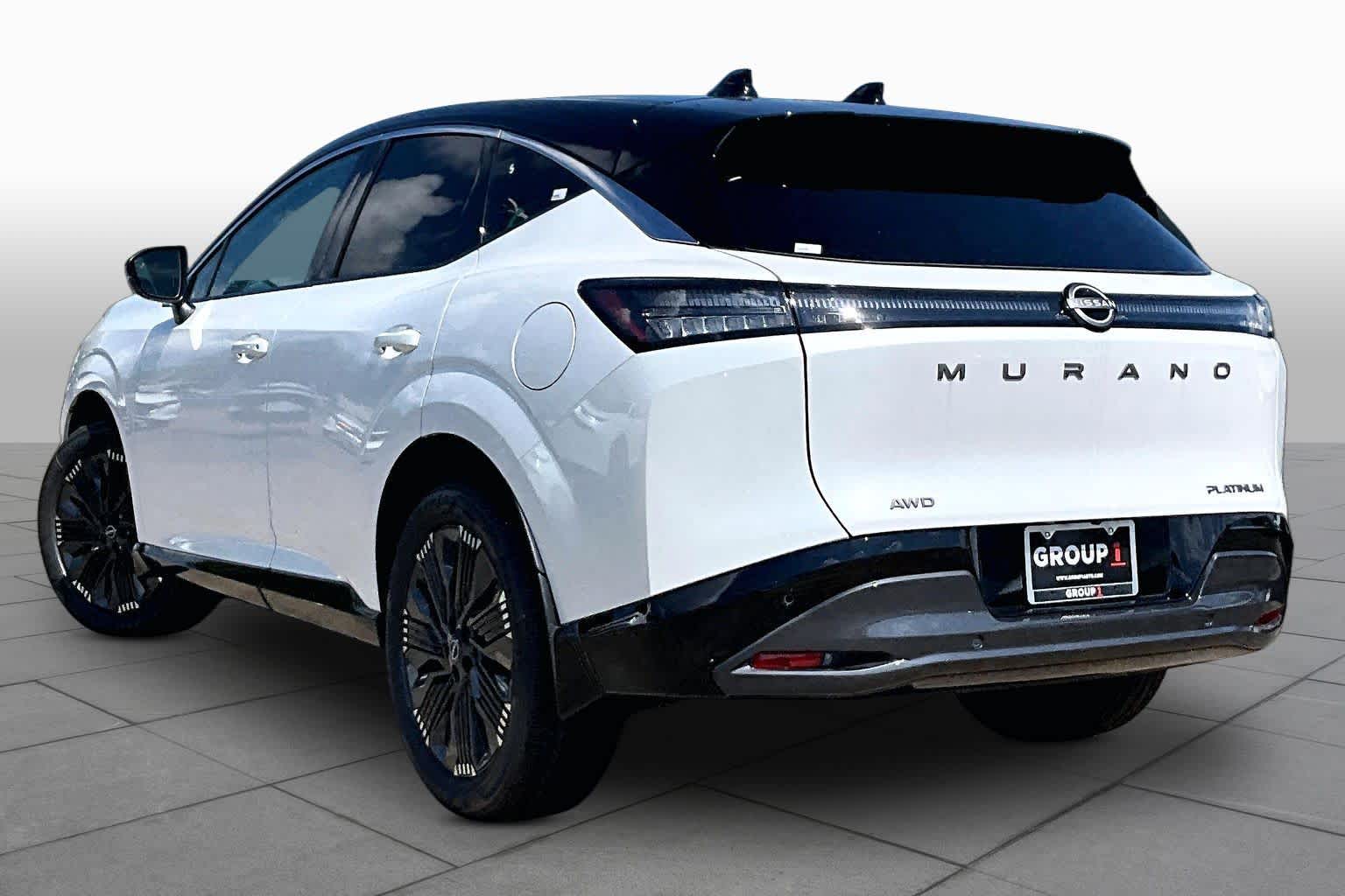 2026 Nissan Murano Platinum Everest White Pearl Tricoat/Super Black at Sterling McCall Nissan