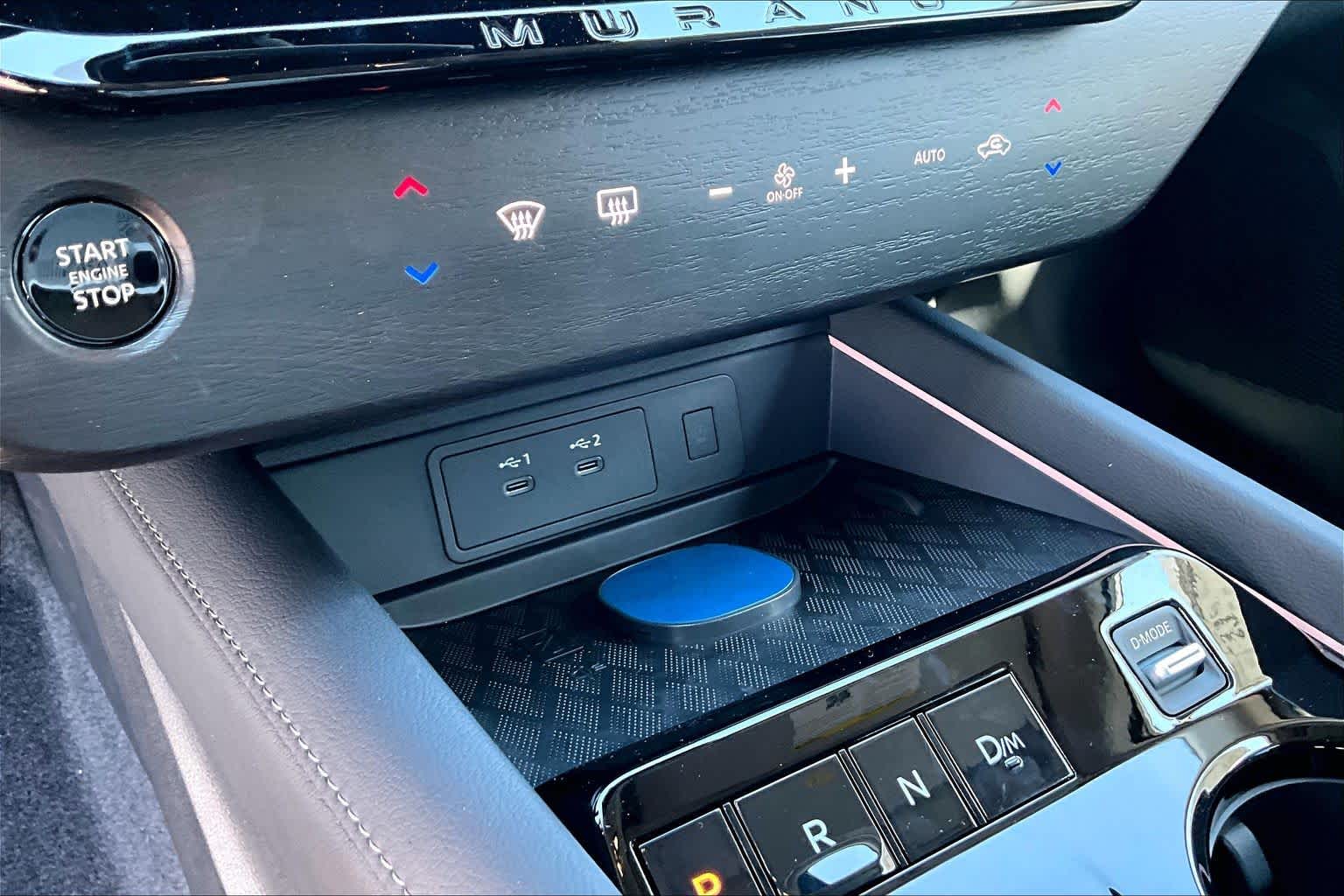 2026 Nissan Murano Platinum Everest White Pearl Tricoat/Super Black at Sterling McCall Nissan