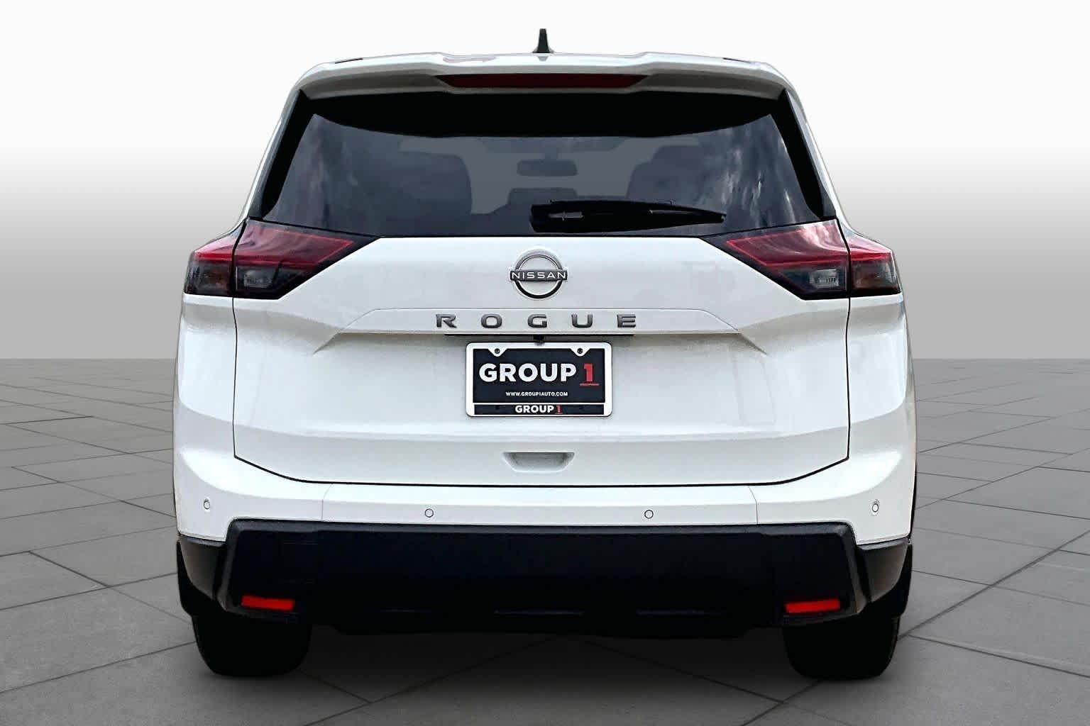 2024 Nissan Rogue S - 4