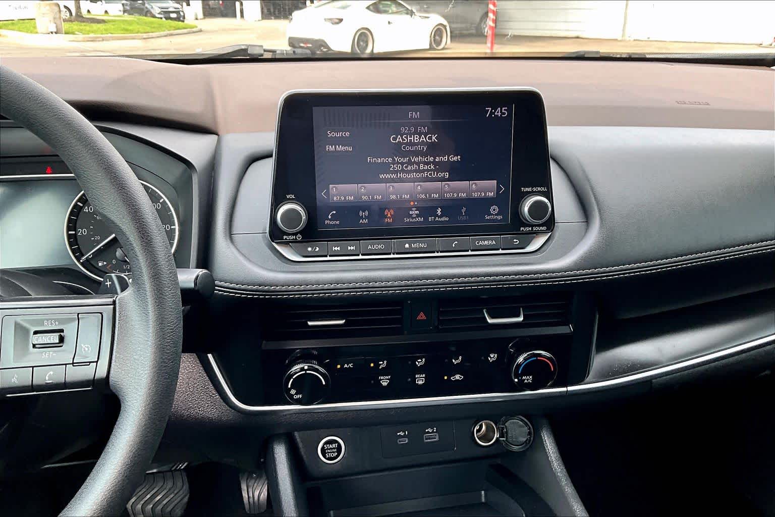2023 Nissan Rogue S - 6